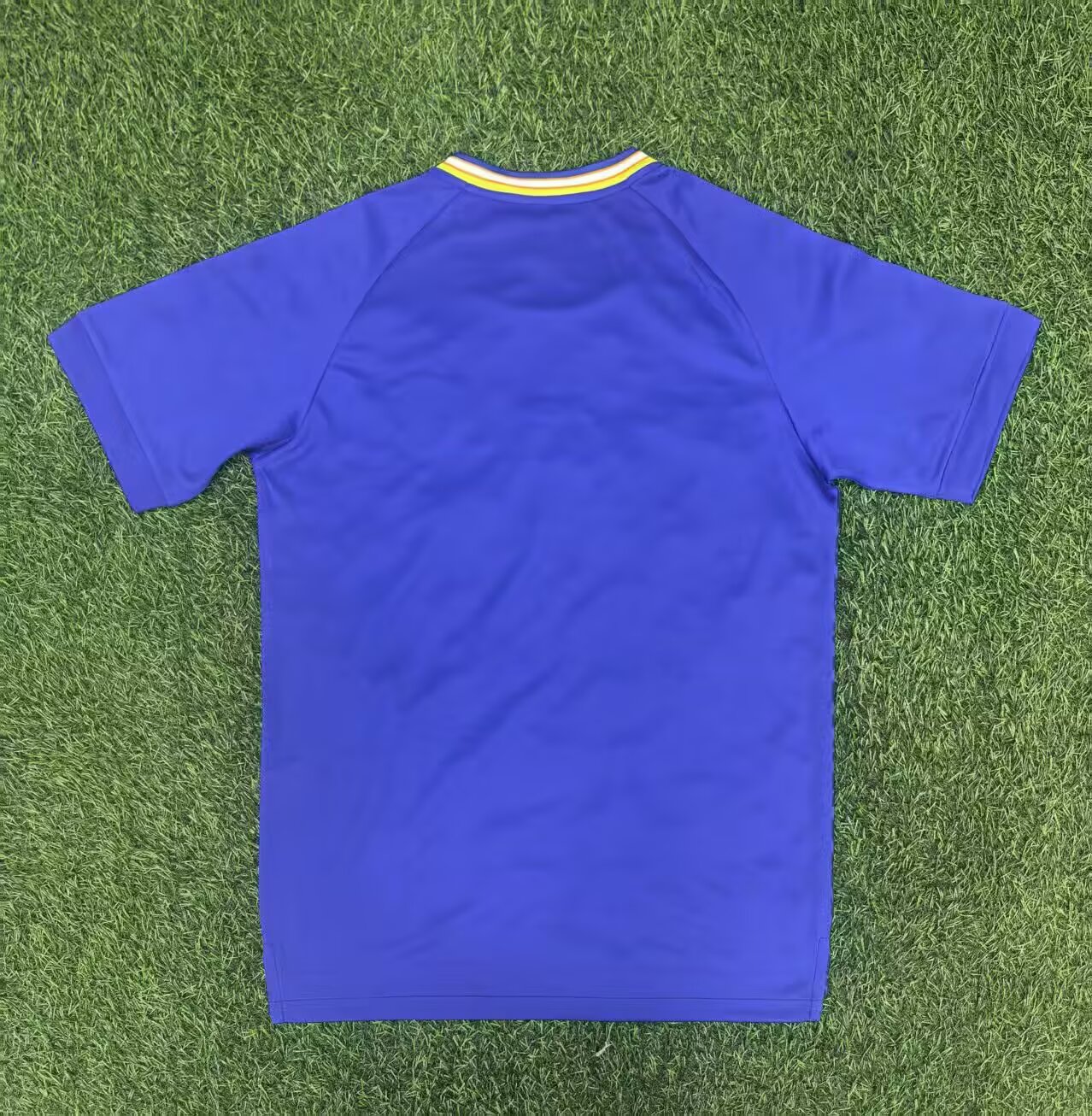 2025 Uzbekistan Home Football Shirt 1:1 Thai Quality