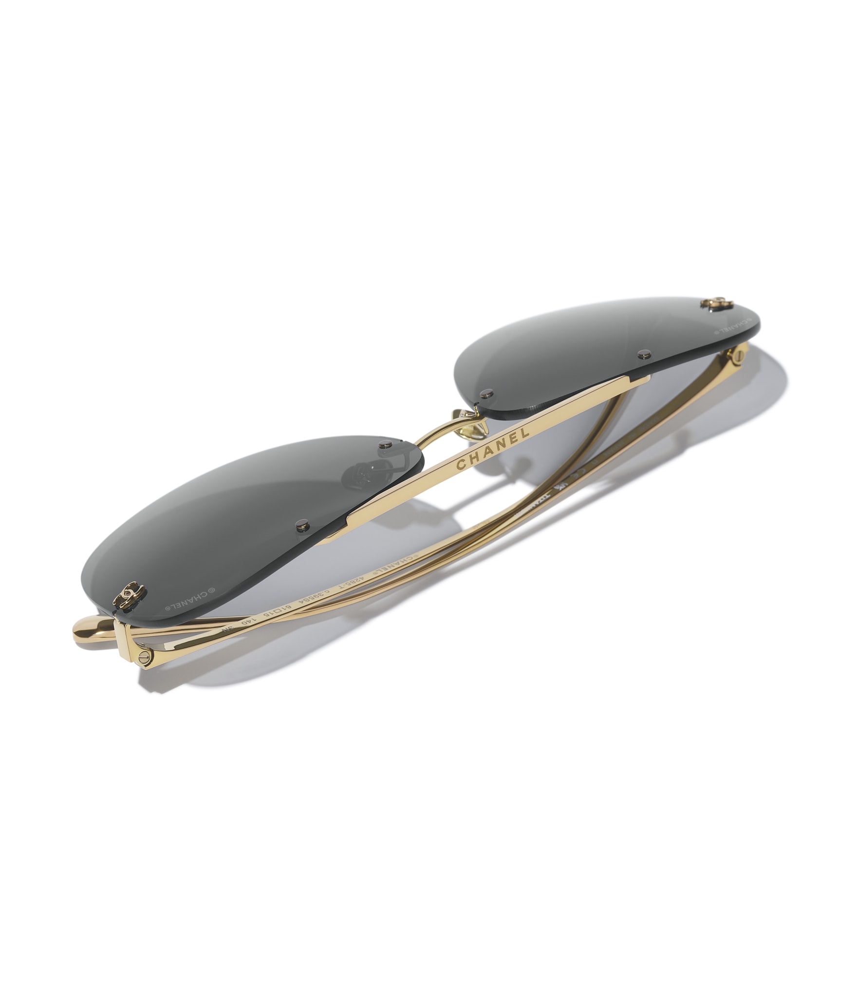 CHANEL Pilot Sunglasses A71629X09950L
