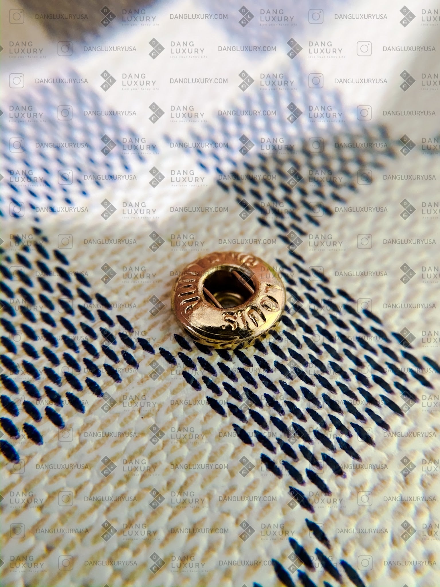 TOP Louis Vuitton LV Emilie Wallet Damier Azur