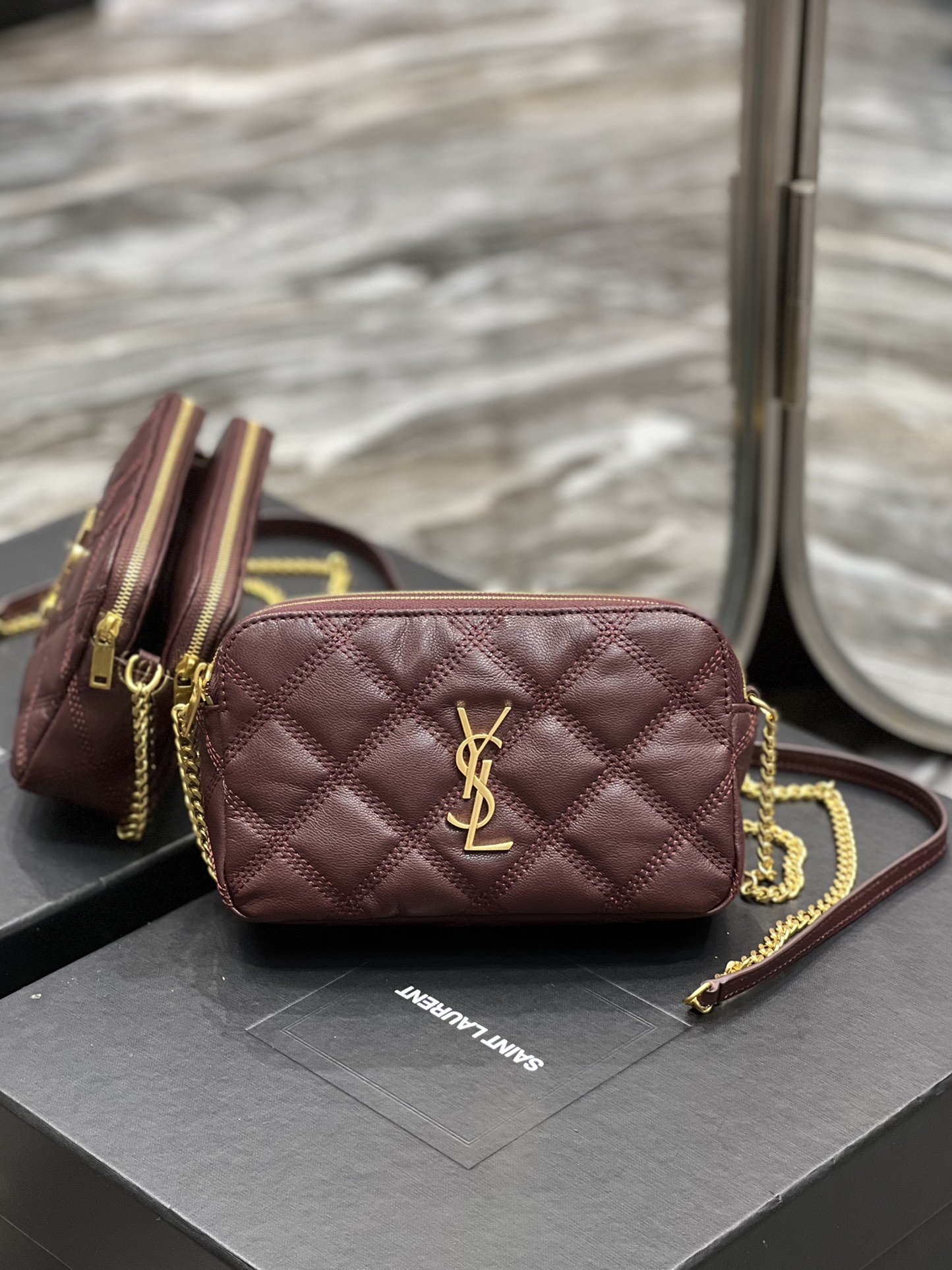 TOP Yves Saint Laurent YSL  BECKY Handbag Shoulder Bag - Red
