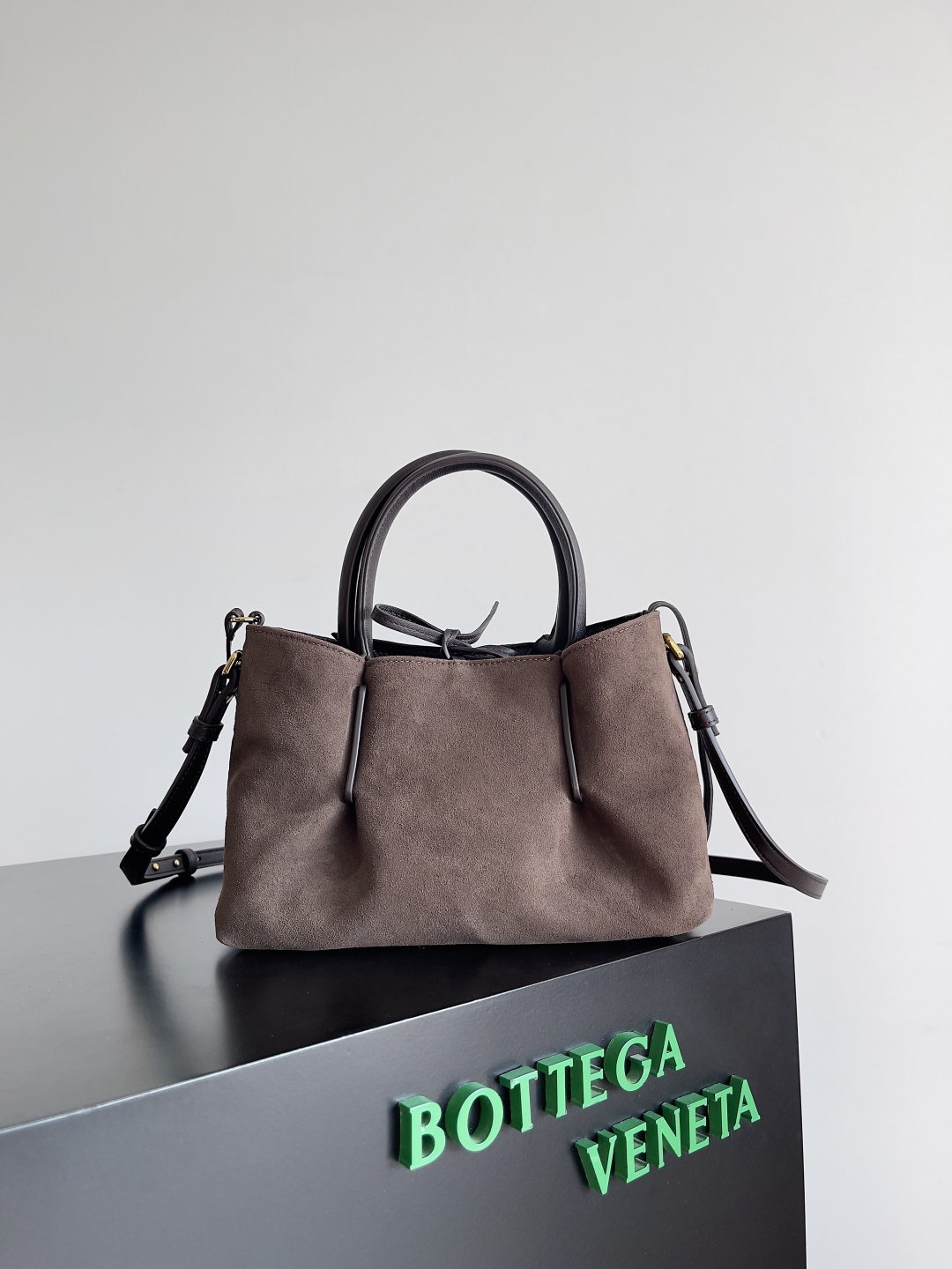 TOP Bottega Veneta BV Pinacoteca Bag 24x15x12cm/43x23x17.5cm - Chocolate