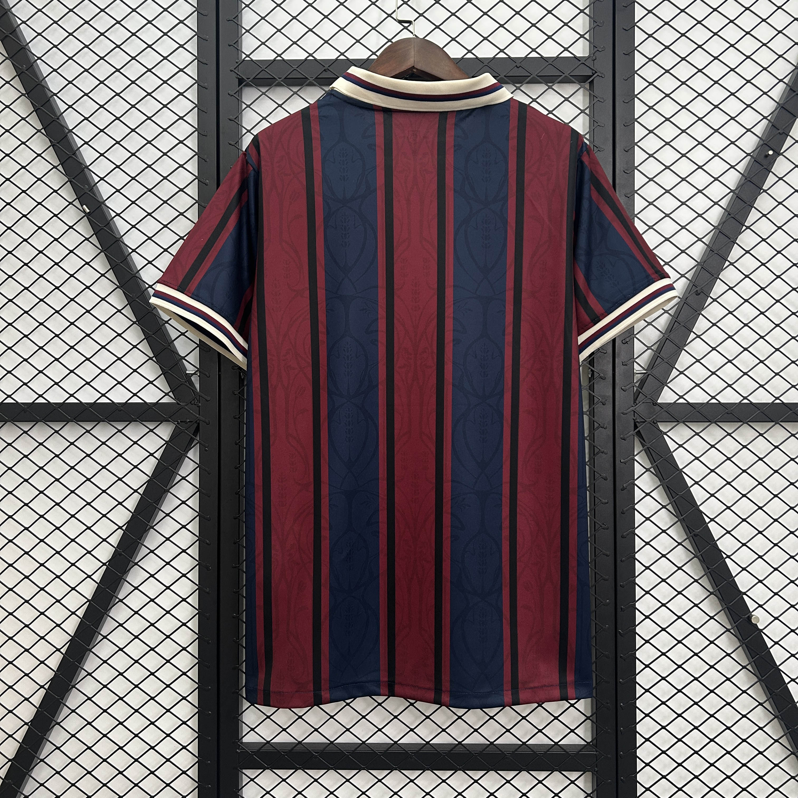 2025/2026 Barcelona Modernist Polo Football Shirt 1:1 Thai Quality