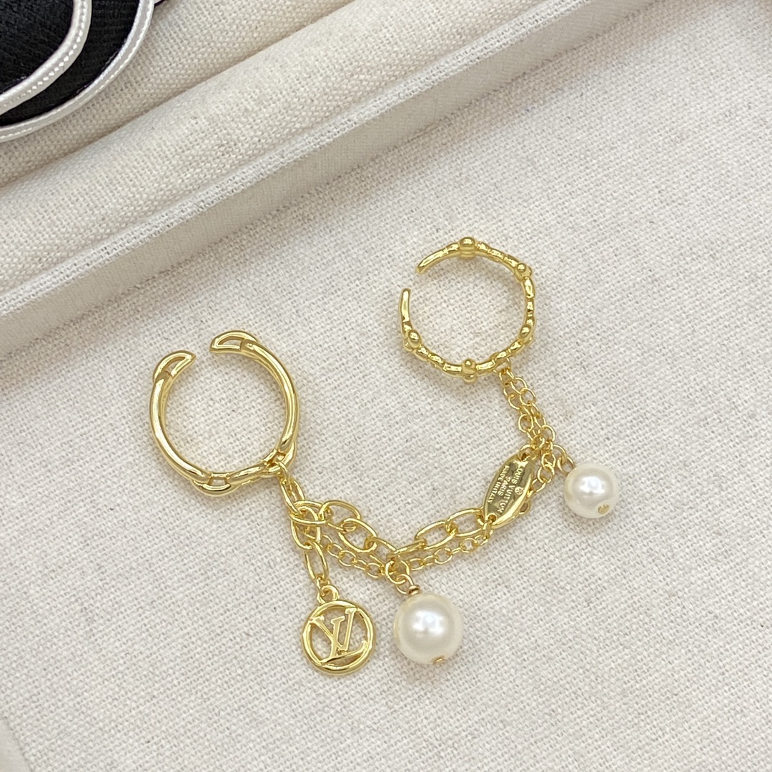 TOP Louis Vuitton LV Open Ring - 3 Colors