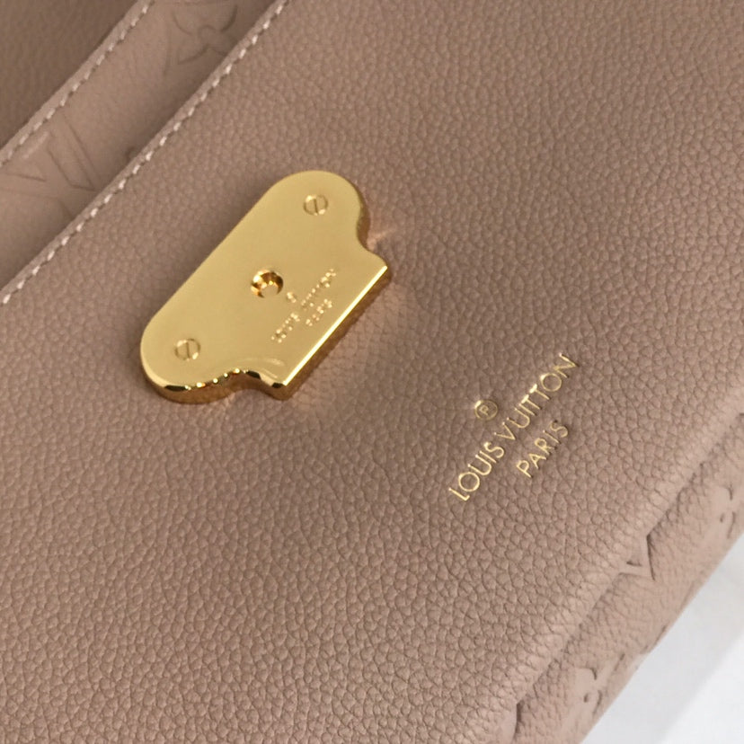 TOP Louis Vuitton LV  Vavin BB 25 x 17 x 9.5 cm - Taupe