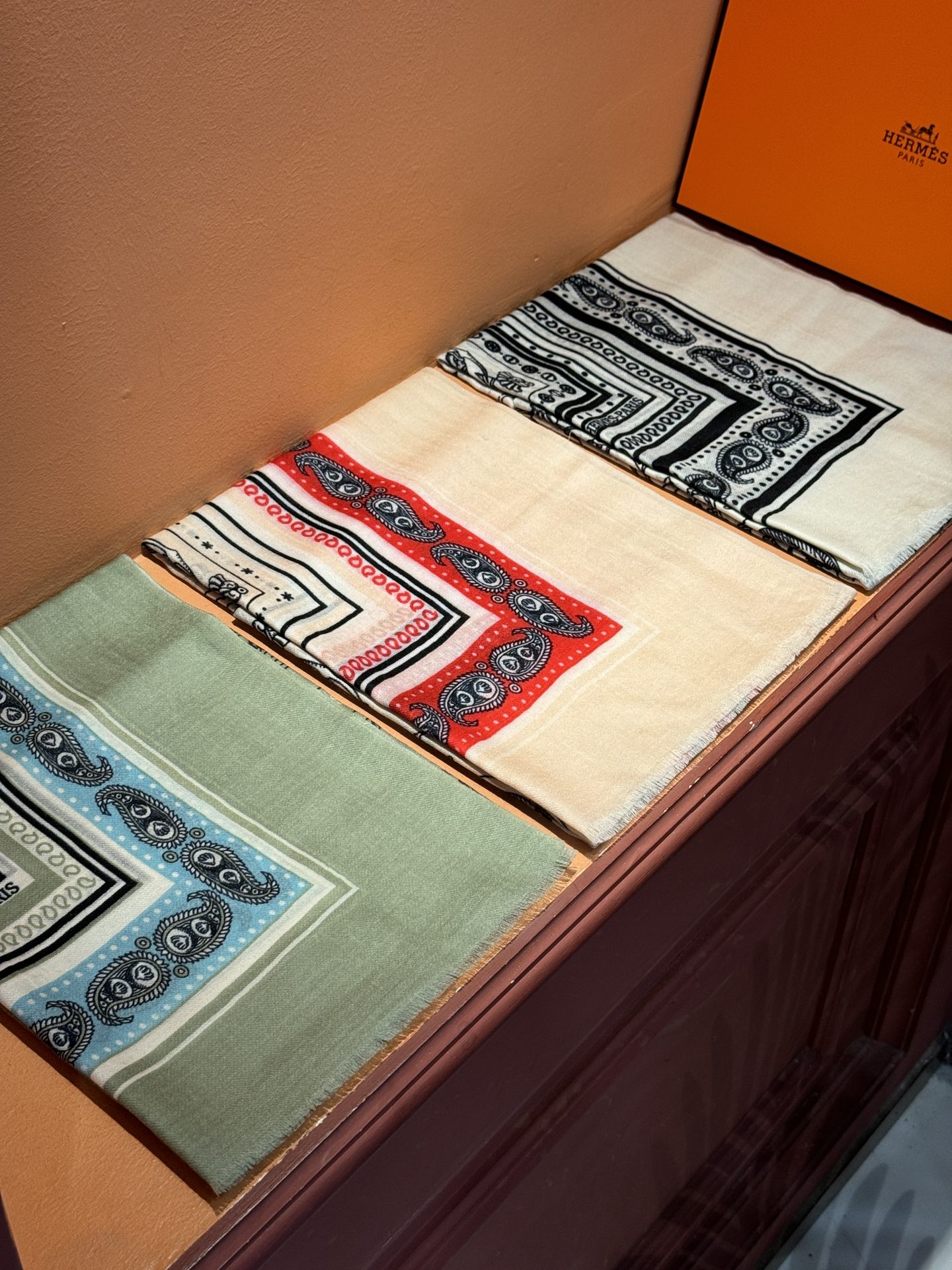 TOP HERMES Cashmere Silk Tatouages Marins Bandana Shawl Scarf 100 x 200 cm - 3 Colors