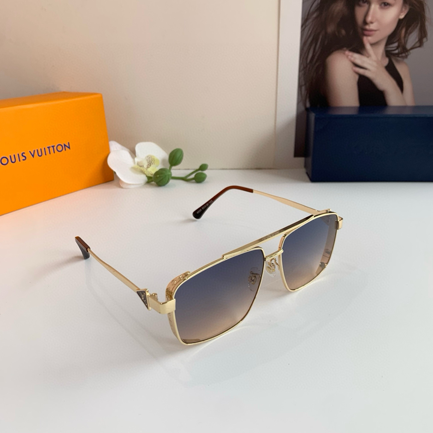 TOP Louis Vuitton LV Sunglasses - 2 Colors