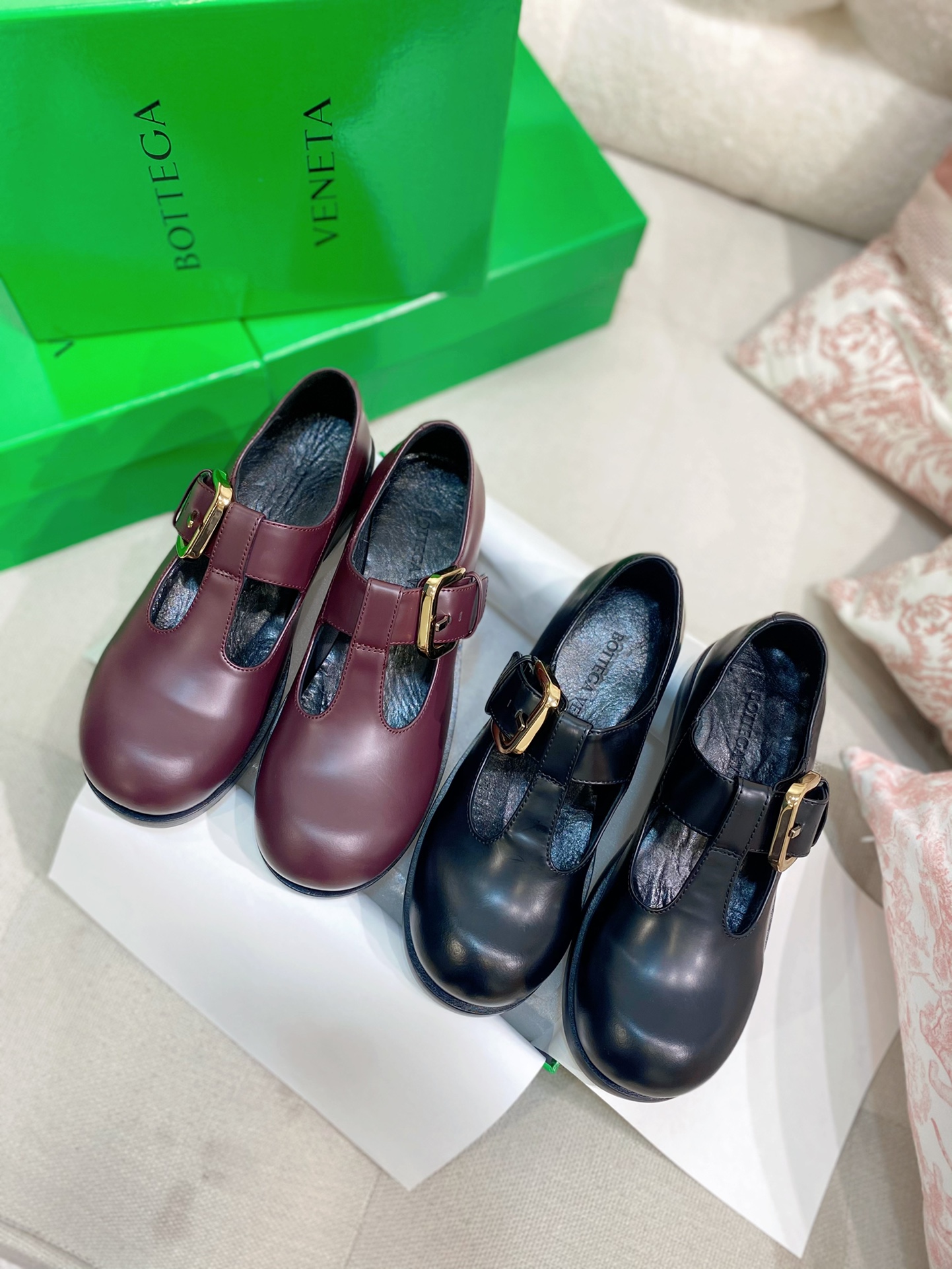 TOP Bottega Veneta BV Calfskin Thick Soled Flat Sole Single Shoes - 2 Colour