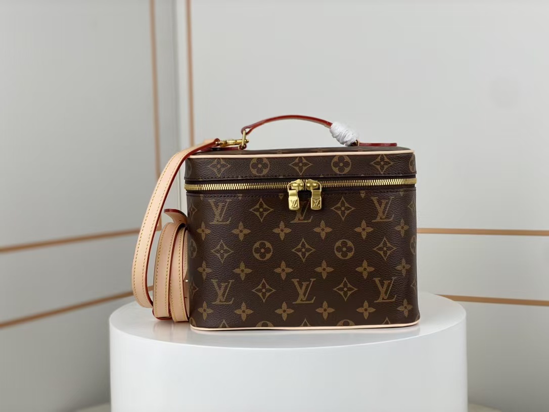TOP Louis Vuitton LV Vanity Cloth Handbag 23/18/14.5cm - Brown