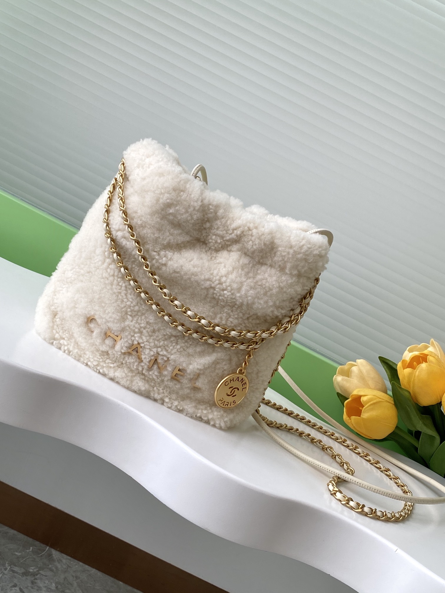 TOP CHANEL 22 Bag Wool 19x20x6cm/35x37x7cm - Beige