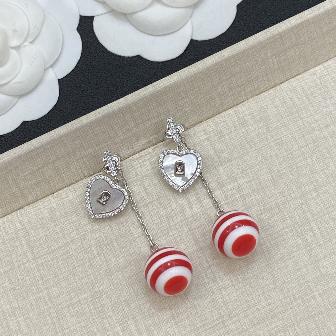 TOP Louis Vuitton LV Earrings - 4 Color