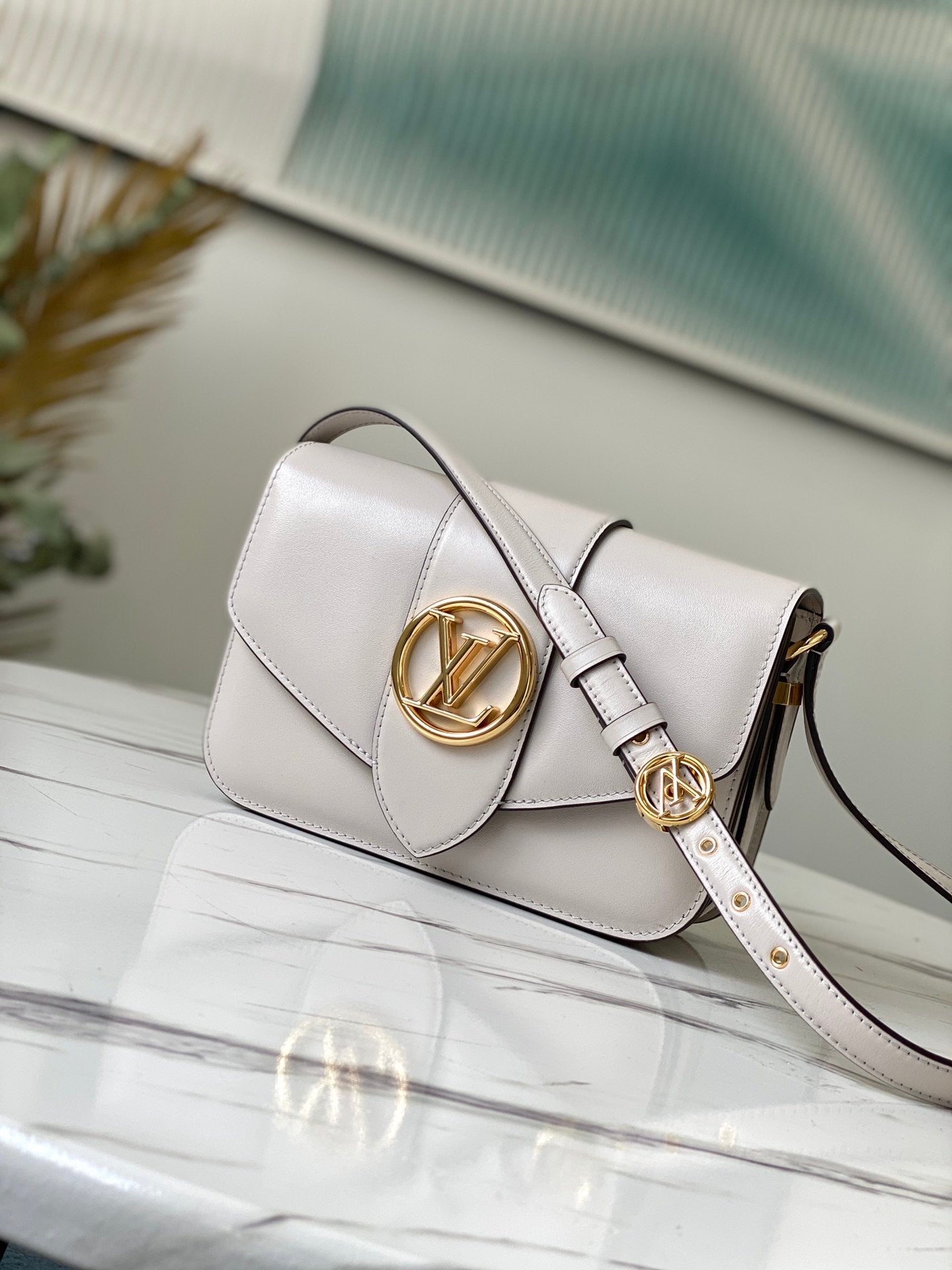 TOP Louis Vuitton LV Pont 9 Bag 23×15×8CM - White
