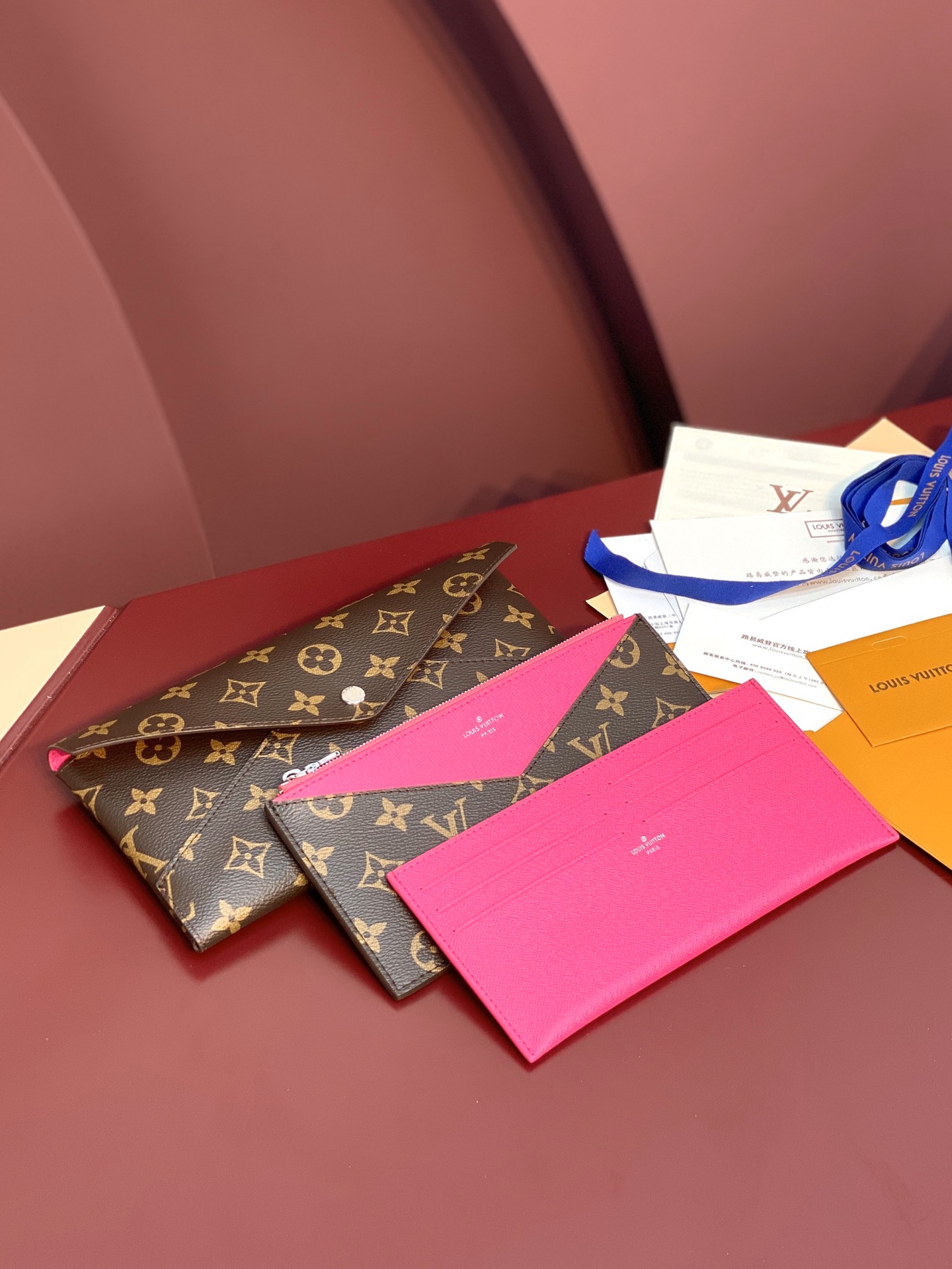 TOP Louis Vuitton LV Colormania Kirigami Pochette 23x11x2cm - 3 Color