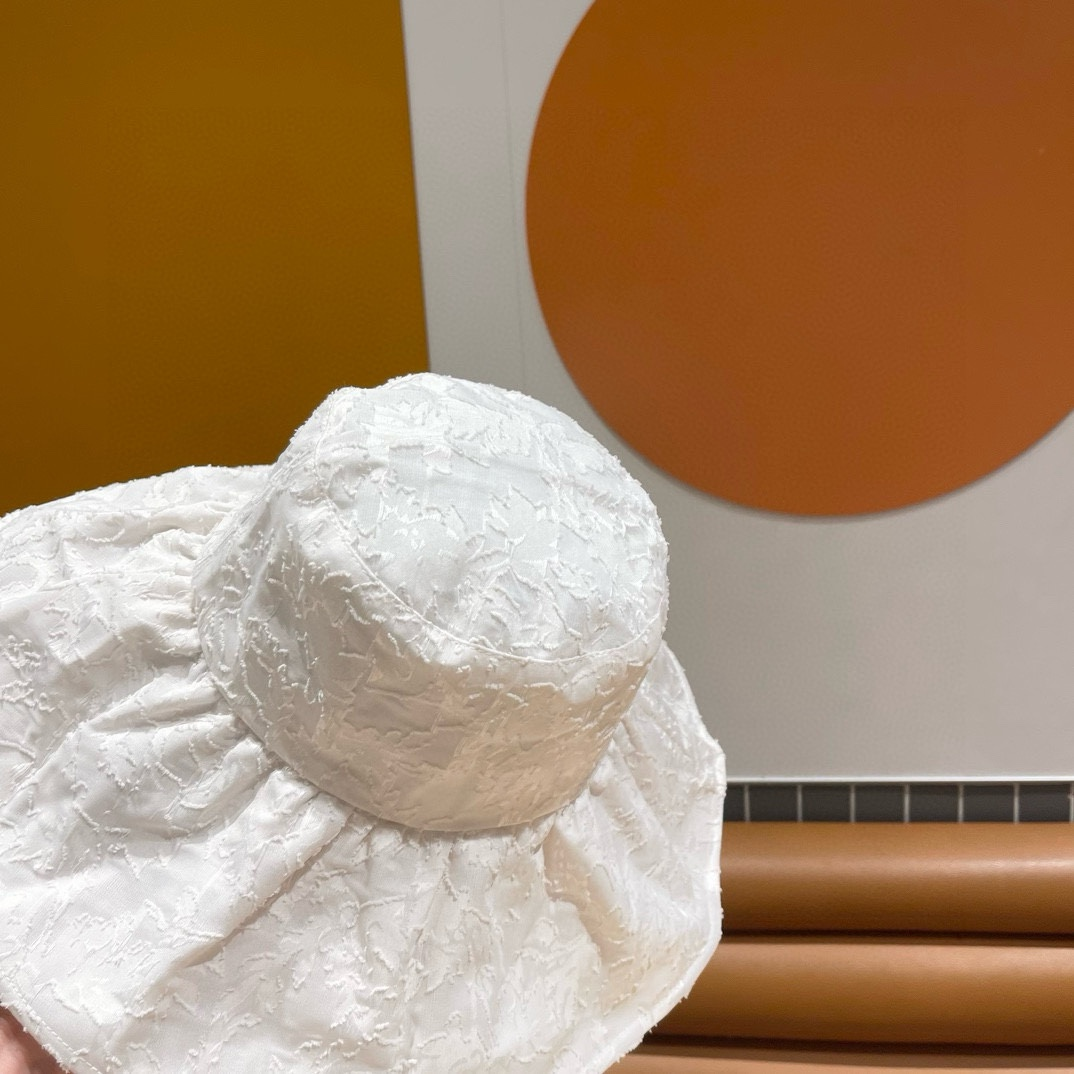 Chanel  Little Fragrant Wind Fisherman Hat  Sunhat （Replica）