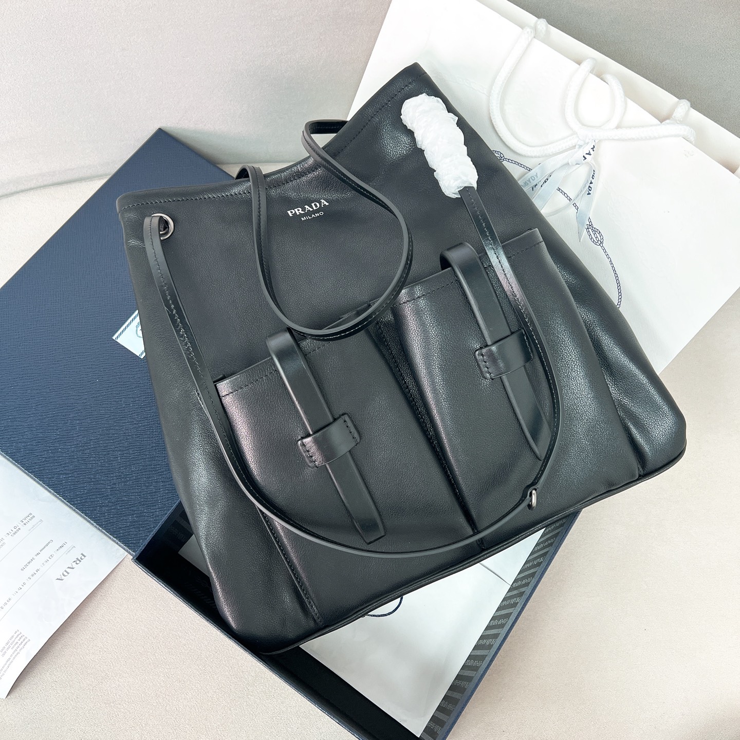TOP PRADA Cowhide Tote  Bag 39x33CM /25x24CM - Black