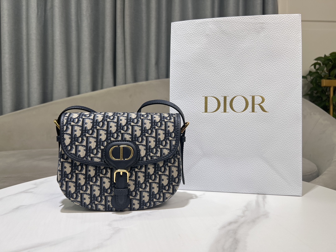 TOP Christian Dior Bobby Bag 17.5×11×3.5cm/22×17×6cm - Monogram
