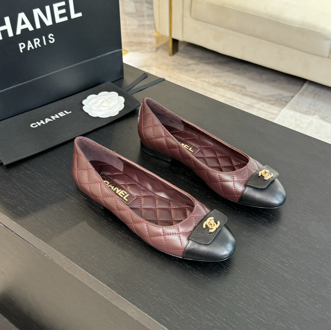 TOP CHANEL CC Buckle Diamond Pattern Shoes - 4 Color