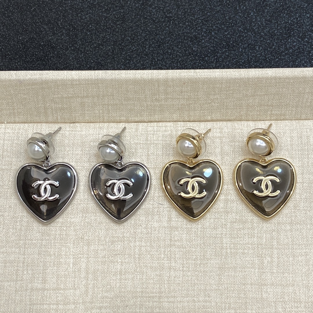 TOP CHANEL Earrings- 2 Colors