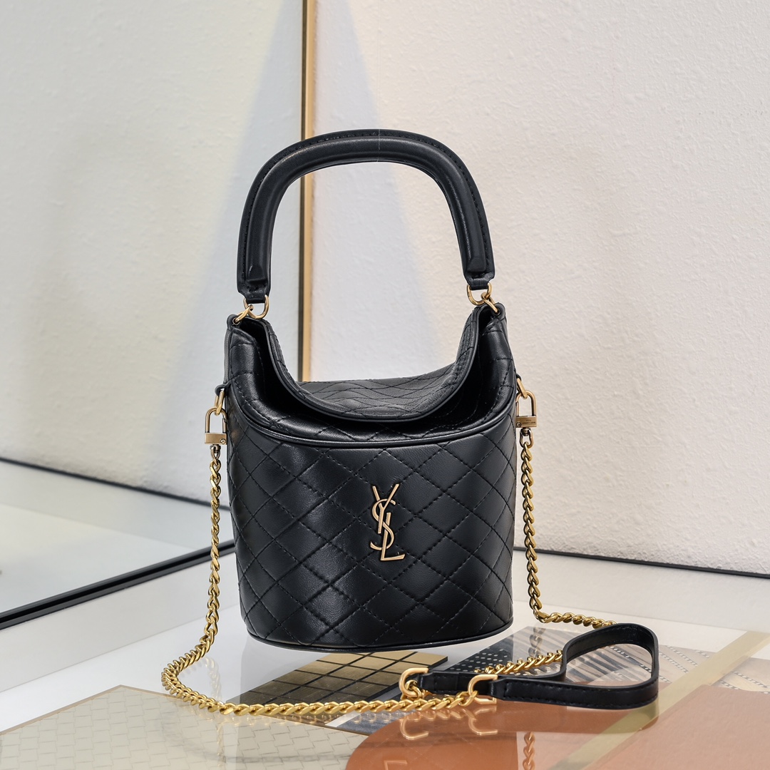 TOP Yves Saint Laurent YSL Gaby Bag 19x17x15cm - Black