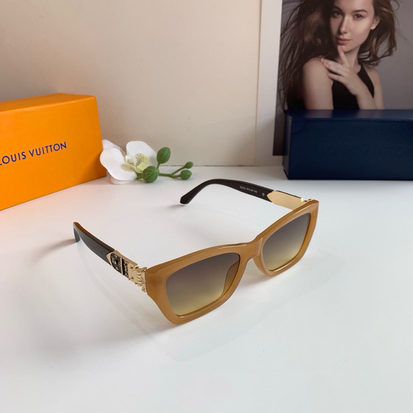 TOP Louis Vuitton LV Sunglasses - 3 Colors