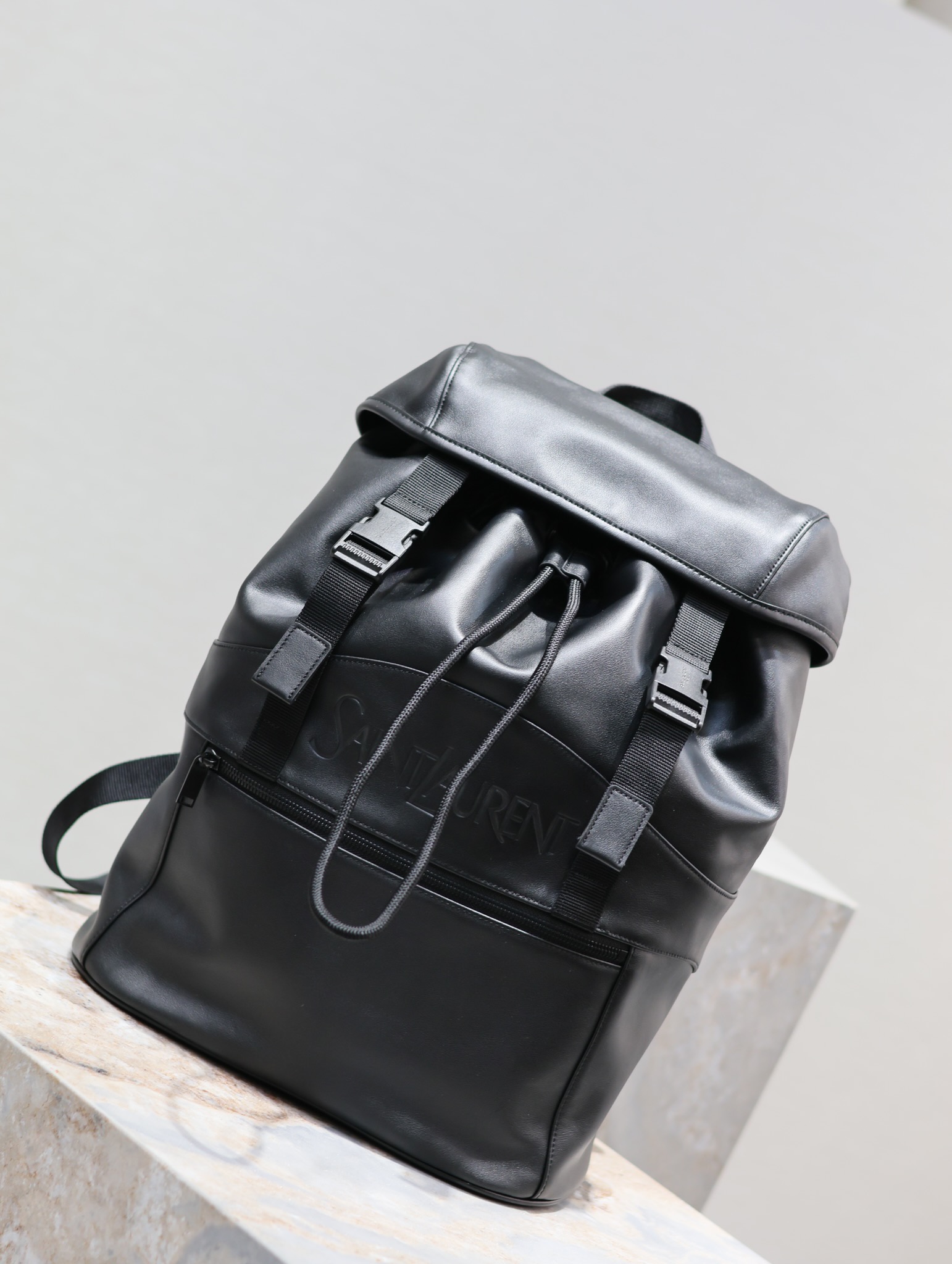 TOP Yves Saint Laurent YSL Cowhide Leather Backpack 45×44×24cm - Black