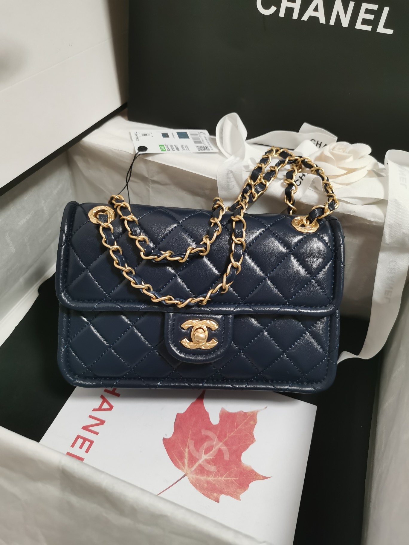 TOP CHANEL Flap Bag Lambskin 22.5x7x14.5cm - 3 Color