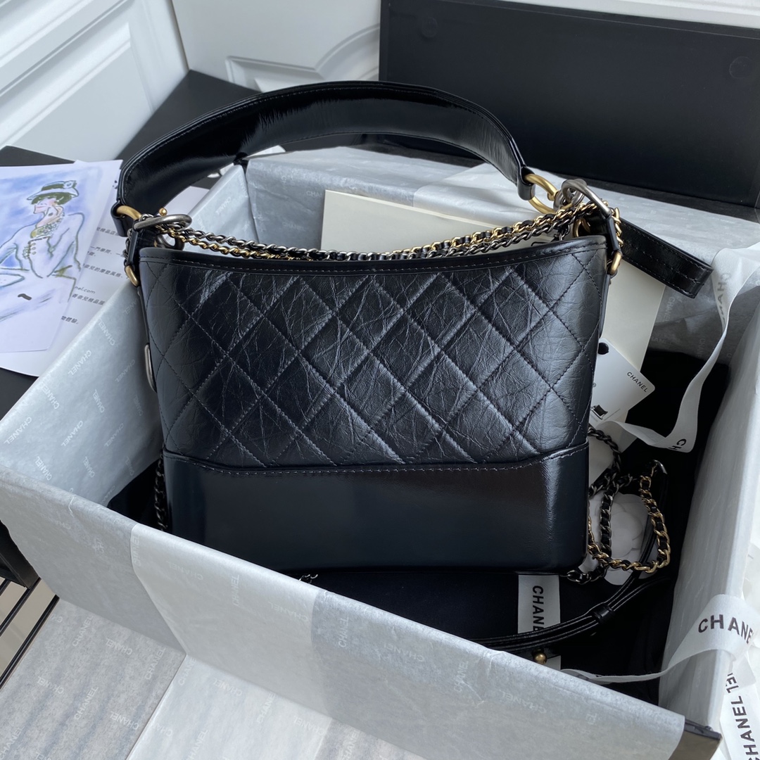 TOP CHANEL Medium Leather Gabrielle Bags - Black&GHW - 20×8×27cm