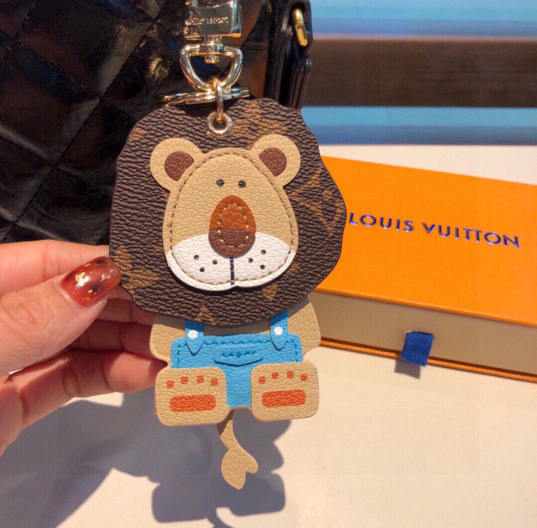 TOP Louis Vuitton LV Lion Keychain