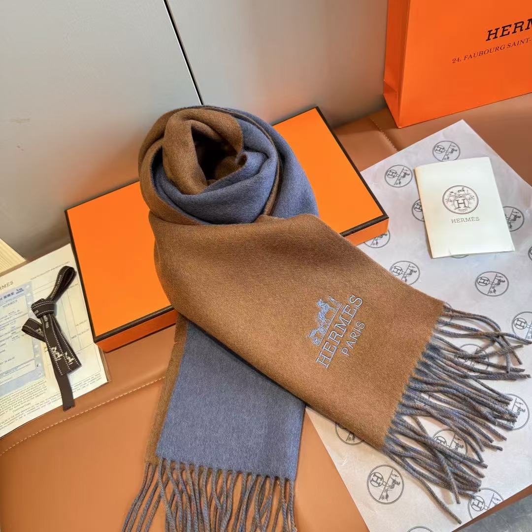 Hermès Double-faced lambswool scarf (Replica)