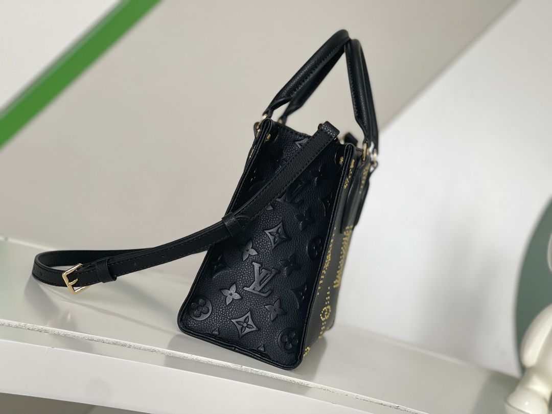 TOP Louis Vuitton LV On The Go Big Flower Mommy Bag  25x 11.0 x 19.0 cm- Black