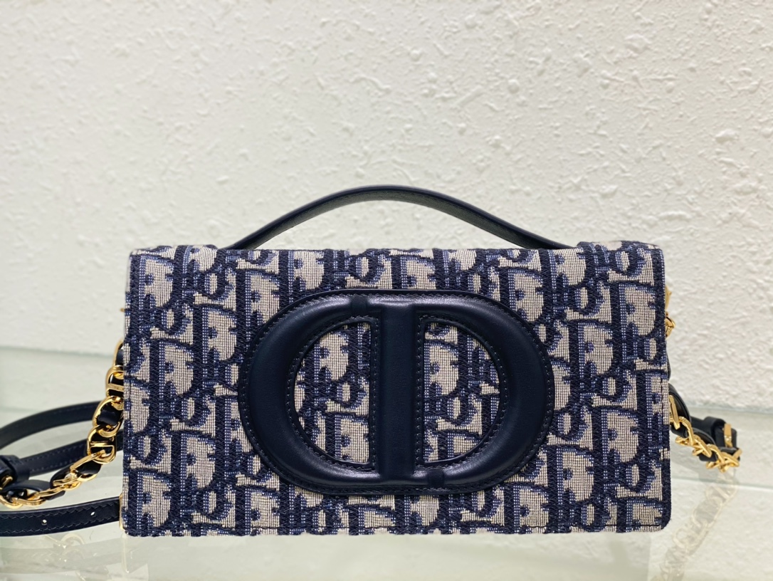 TOP Christian Dior Blue Oblique Print CD SIGNATURE MINI CHAIN BAG 21 x 11 x 5 cm - Blue