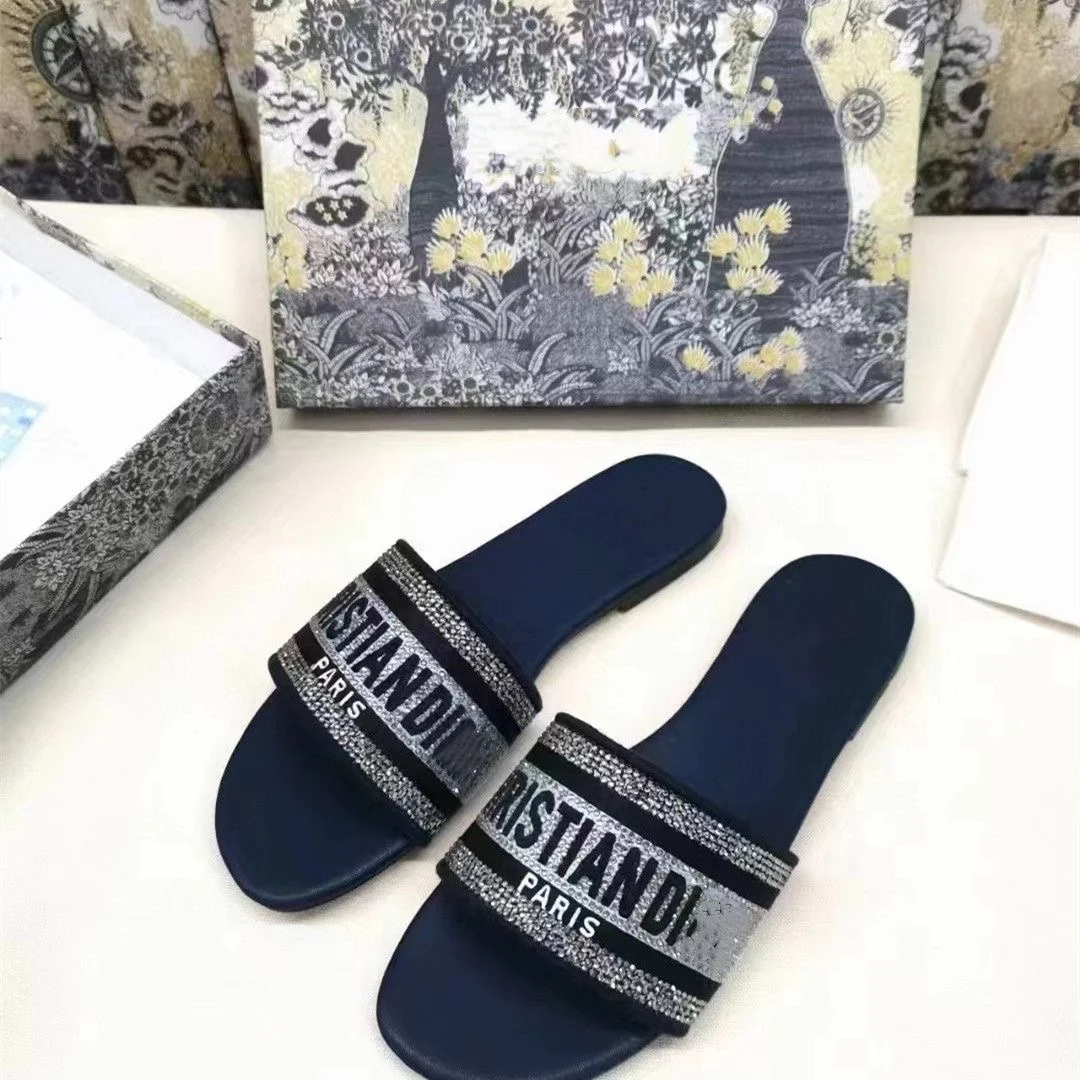 AAASandals Luxury Rhinestone Embellished Flat Slides Women Open Toe Summer Casual Slippers