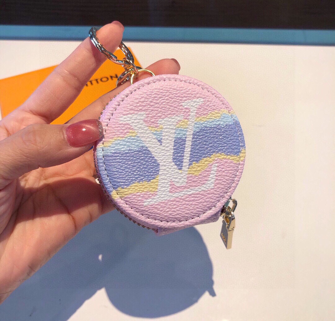 TOP Louis Vuitton LV Beach Style Fantasy Keychain/Airpods Case - 3 Color