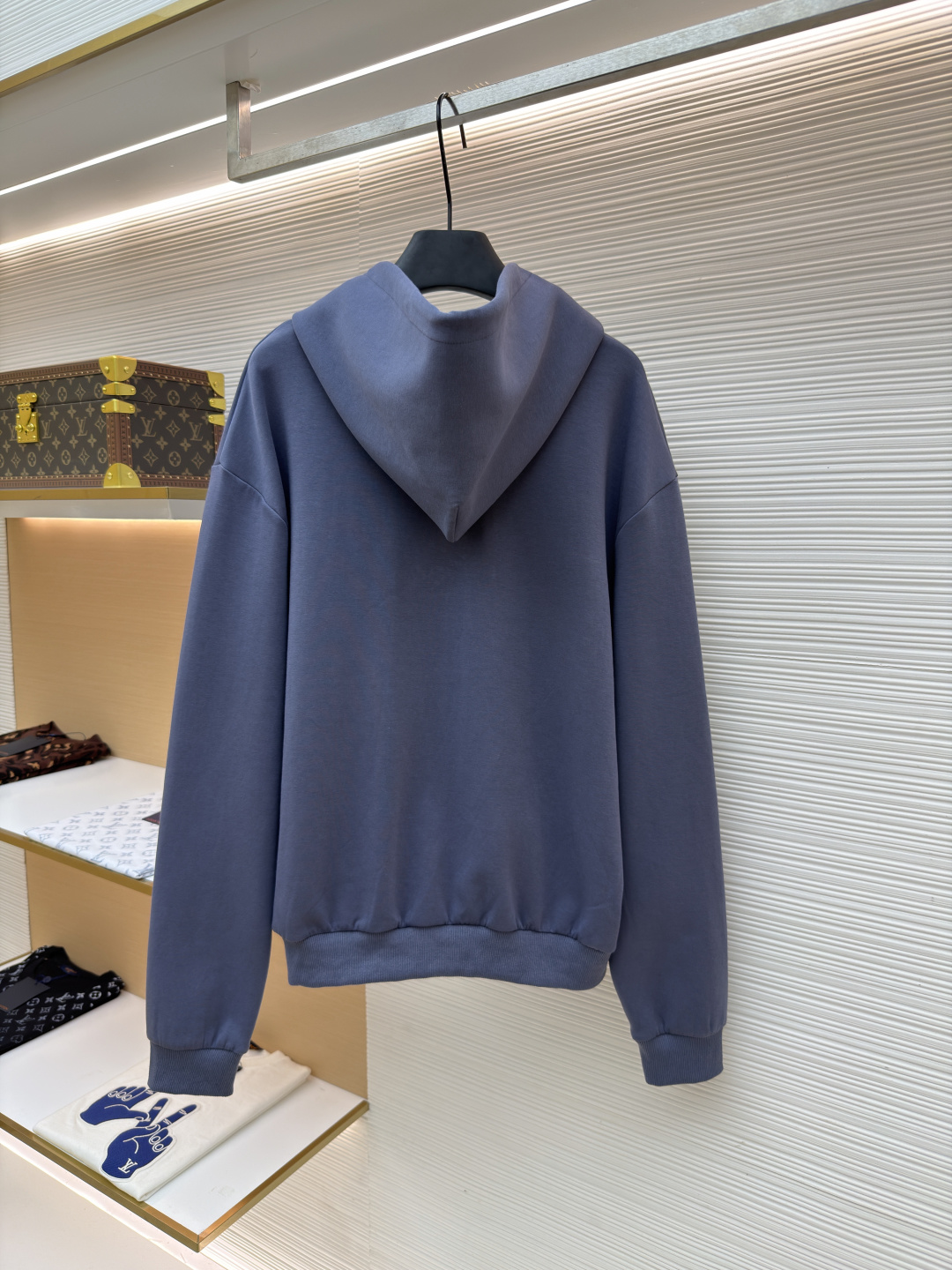 LOUIS VUITTON 串珠刺绣拉链针织连帽衫