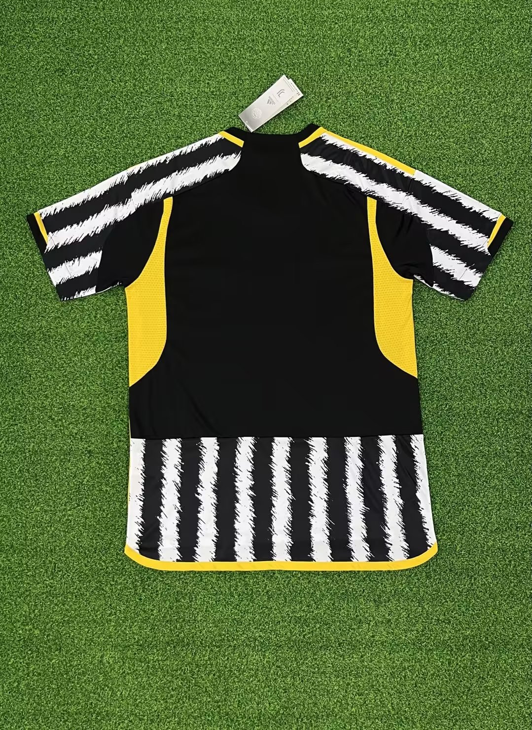2425 Juventus Home jersey.Player embroidery version