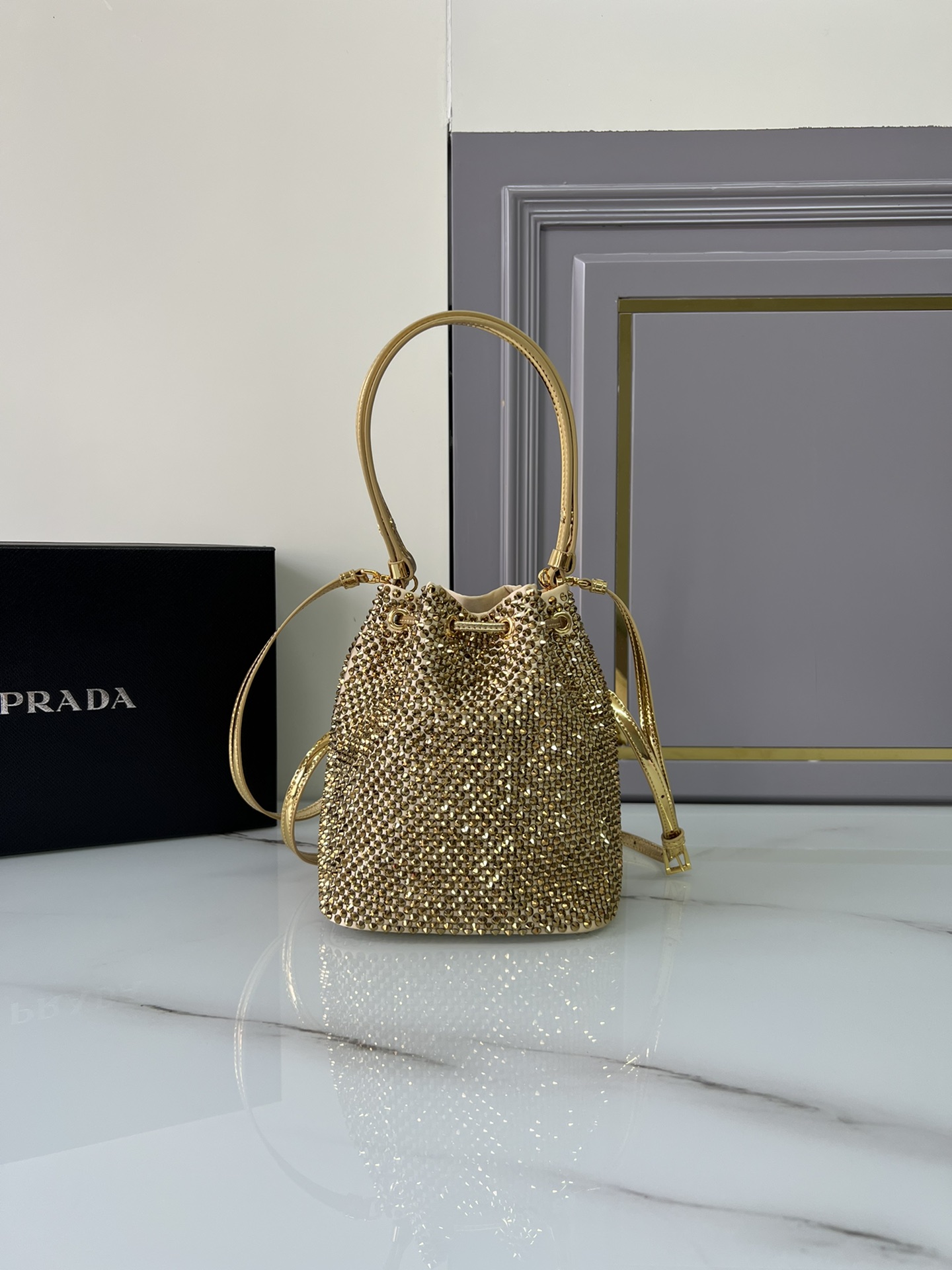 TOP PRADA Crystal bucket Bags 16x21x10 cm - Two Colors
