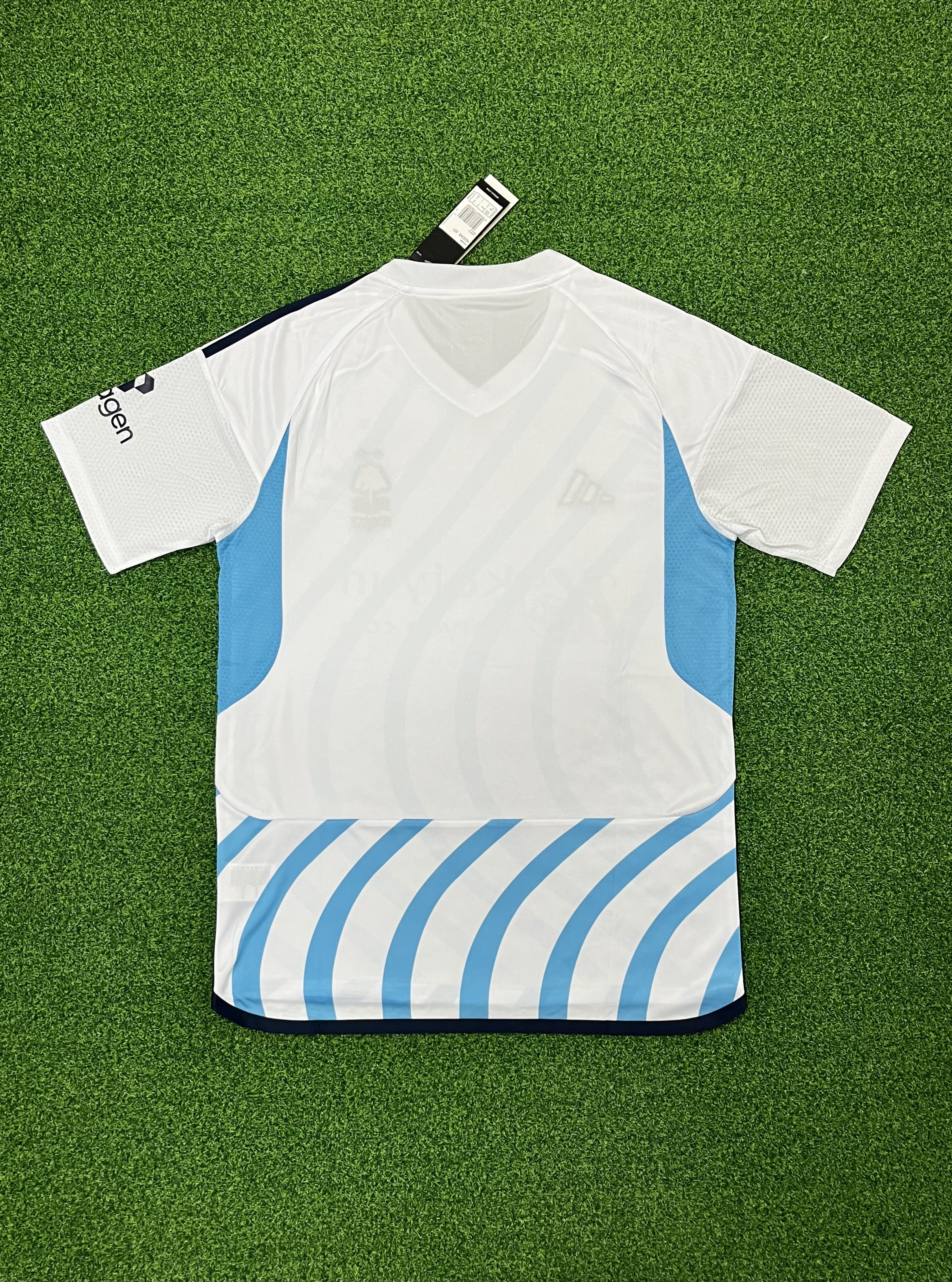 2425 Nottingham Forest Away  jersey.Player embroidery version