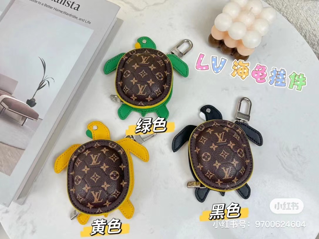 TOP Louis Vuitton LV Turtle Key Chain-3 Colors