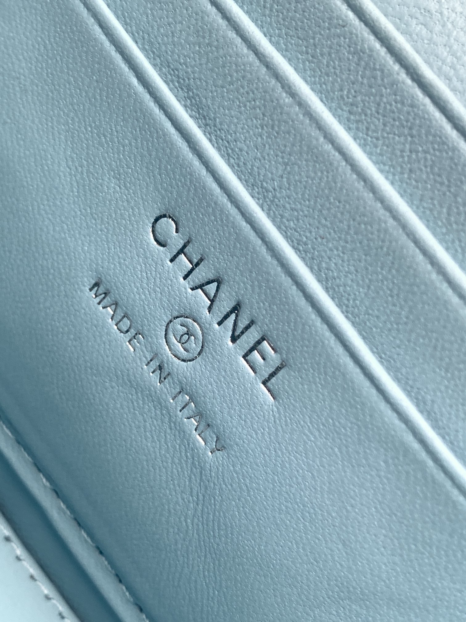 TOP CHANEL Vanity Case Denim with Heart Shape Adjustable Buckle 8.5x11x7cm/9.5x18x8cm - Blue
