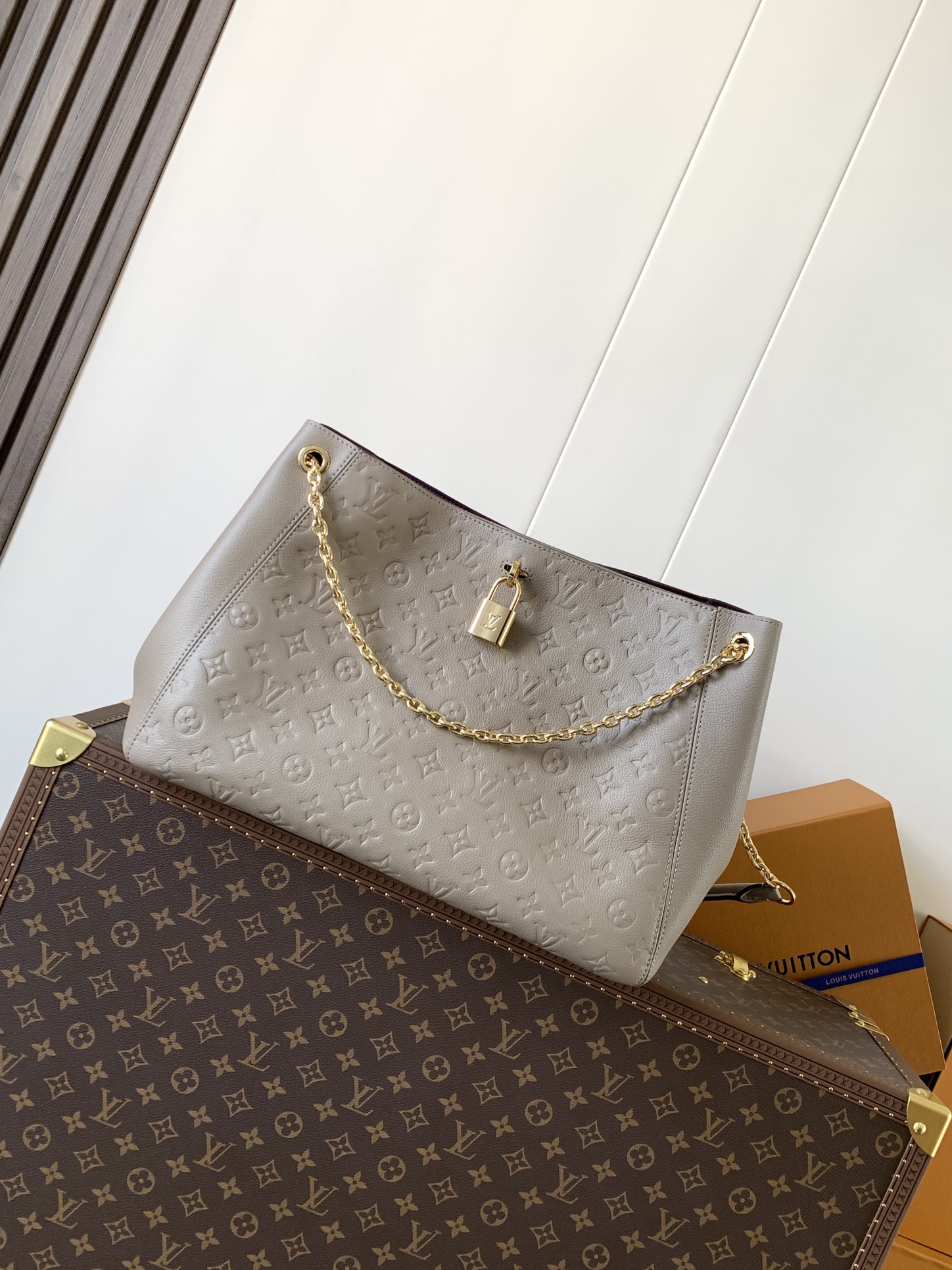 TOP Louis Vuitton LV Anytime Medium-Sized Handbag 27*14*42cm - 2 Colour