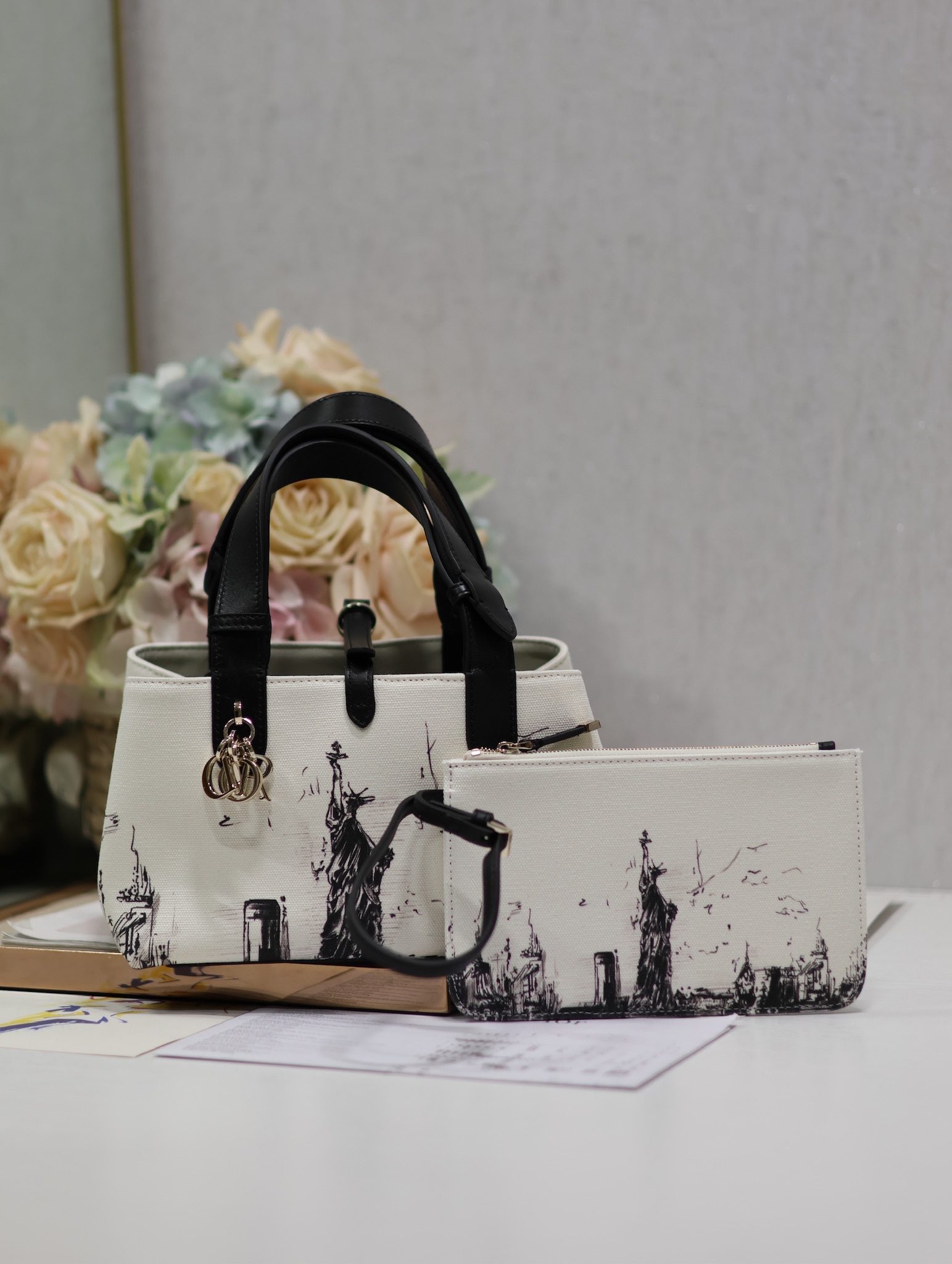 TOP Christian Dior Toujours Handbag 23x15x15cm/28.5x19x21cm - White