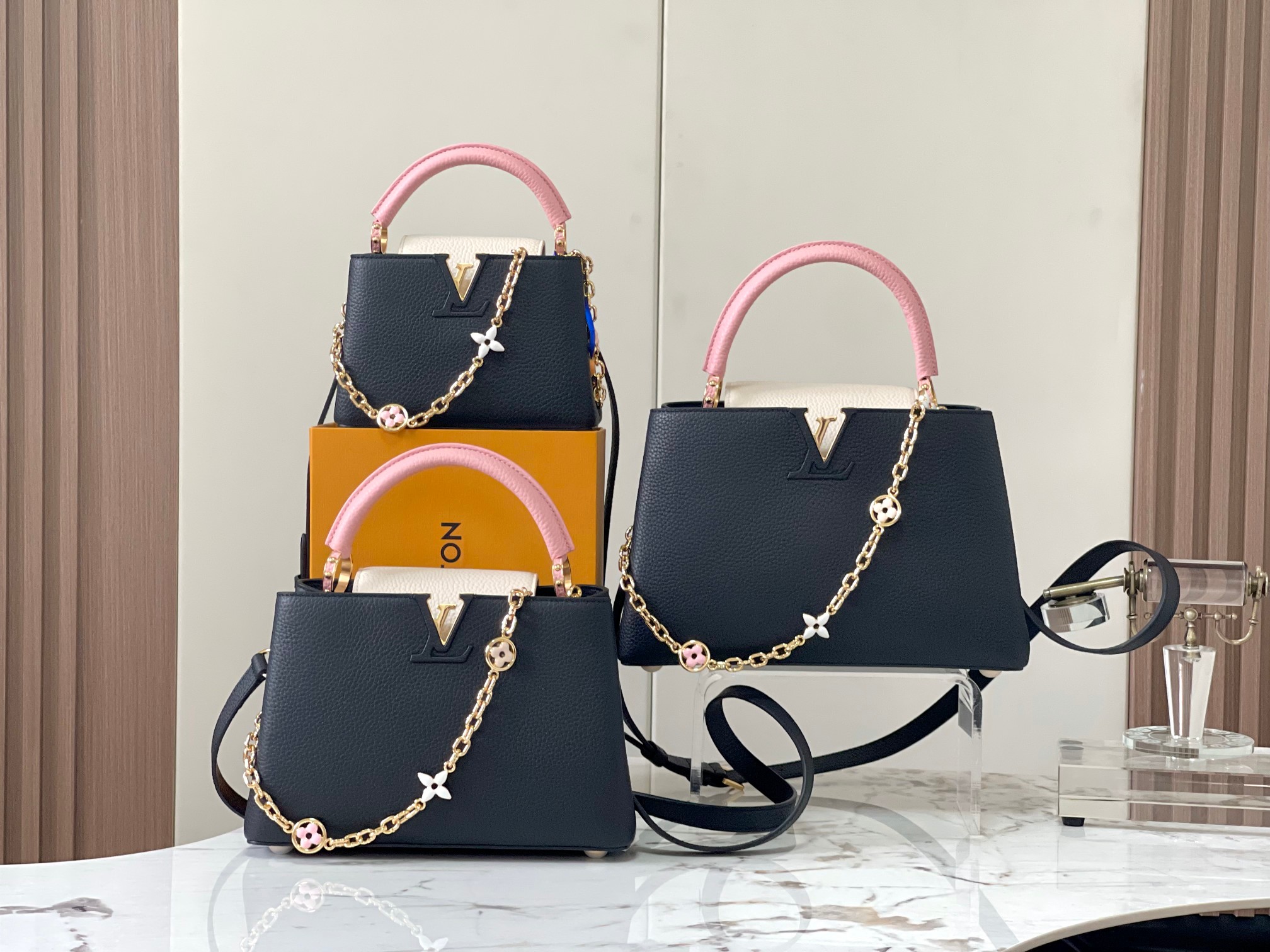 TOP Louis Vuitton LV Capucines Bag 3 Sizes -Black