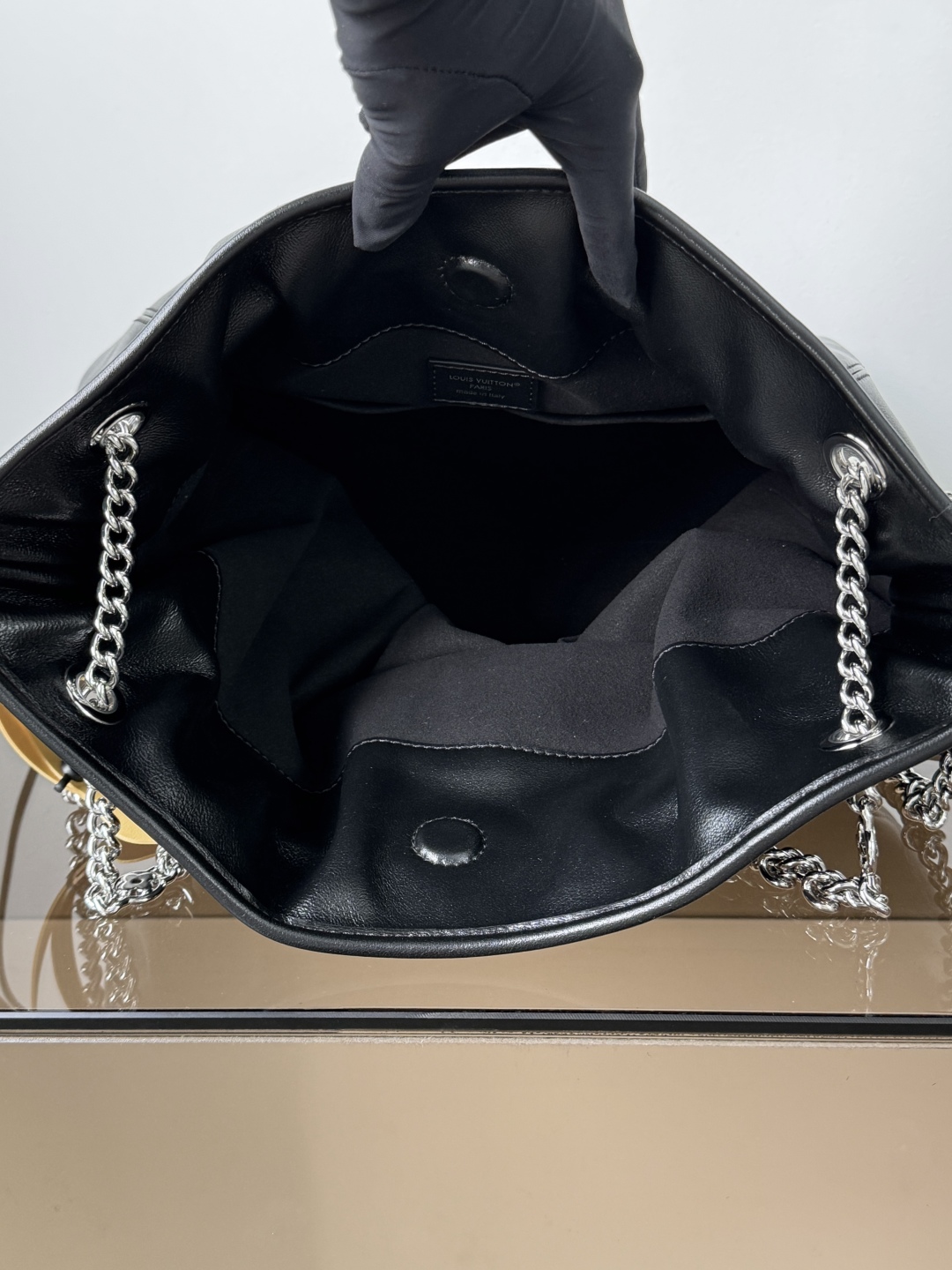 TOP Louis Vuitton LV OFF DUTY VIBE Bag 33✖️24✖️11.5cm - Black