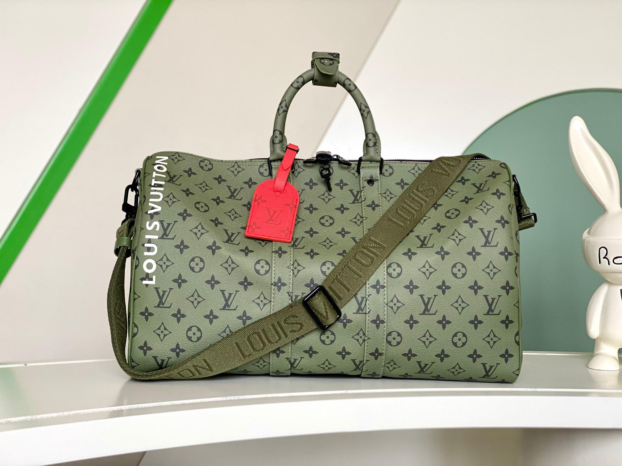 TOP Louis Vuitton LV Loui$ Vu!tt Monogram Tones Keepall Bandoulière 45 Travel Bag-Green