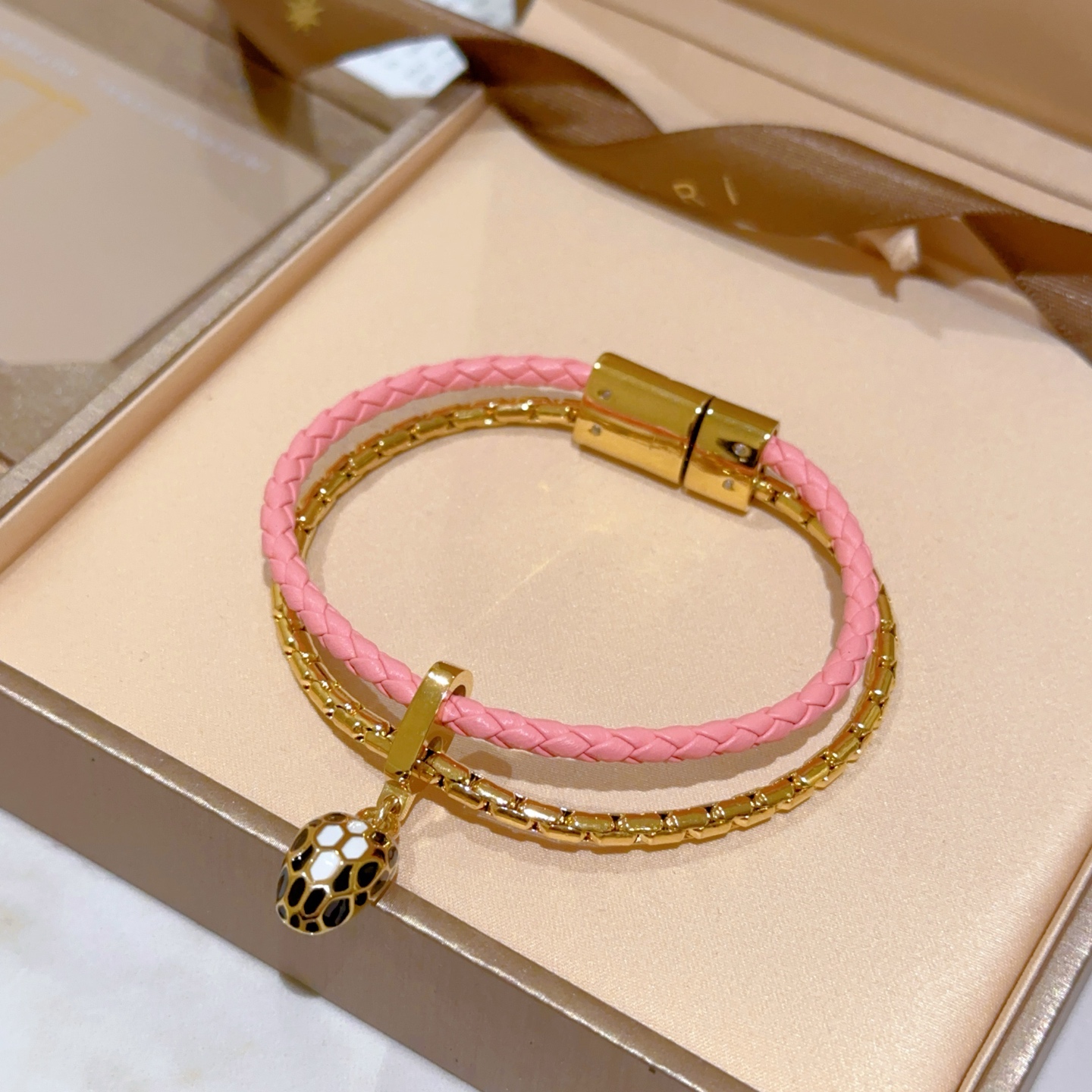 TOP BVLGARI Bracelet - 2 Colors