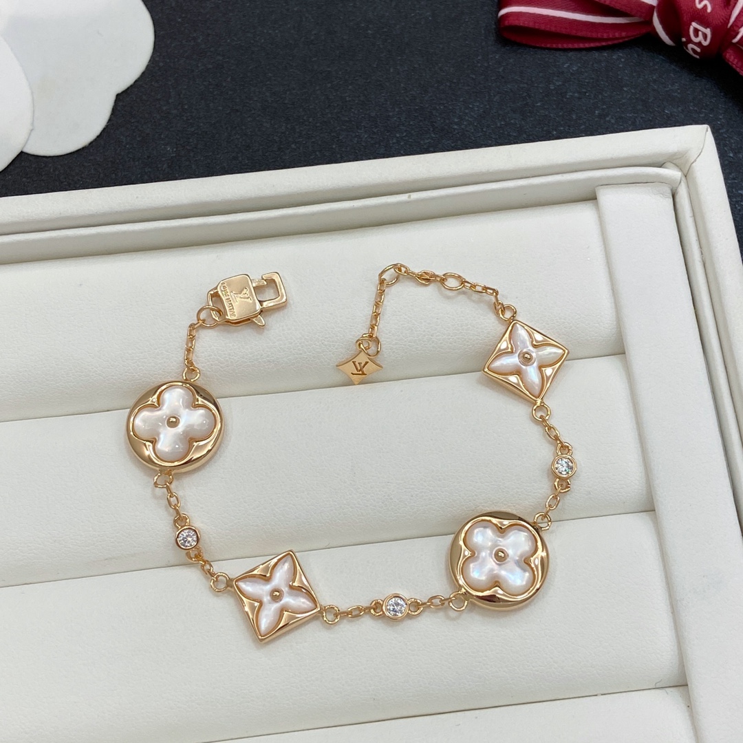 TOP Louis Vuitton LV Bracelet - 2 Colour