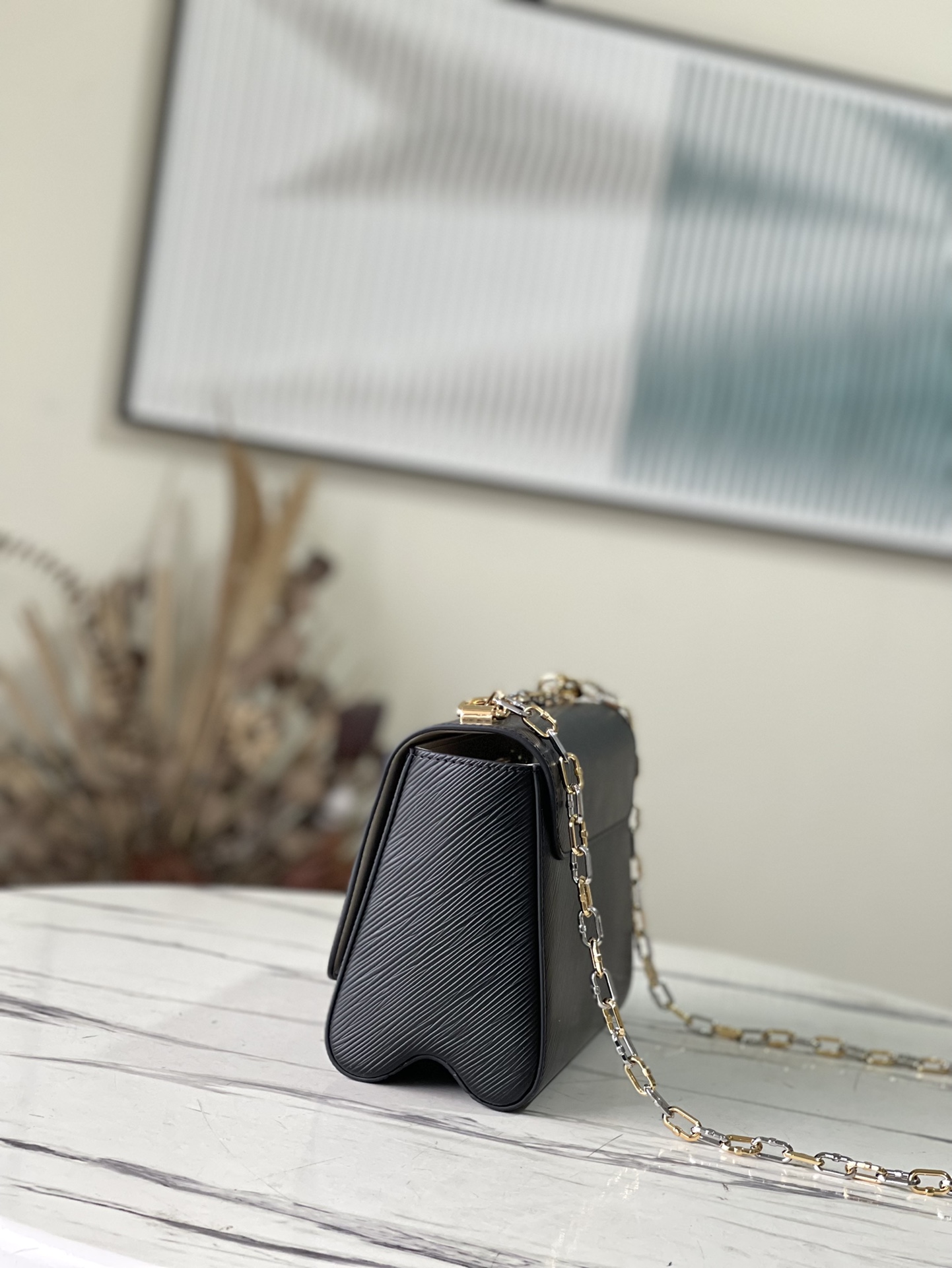 Louis Vuitton Twist MM M21025(Replica)