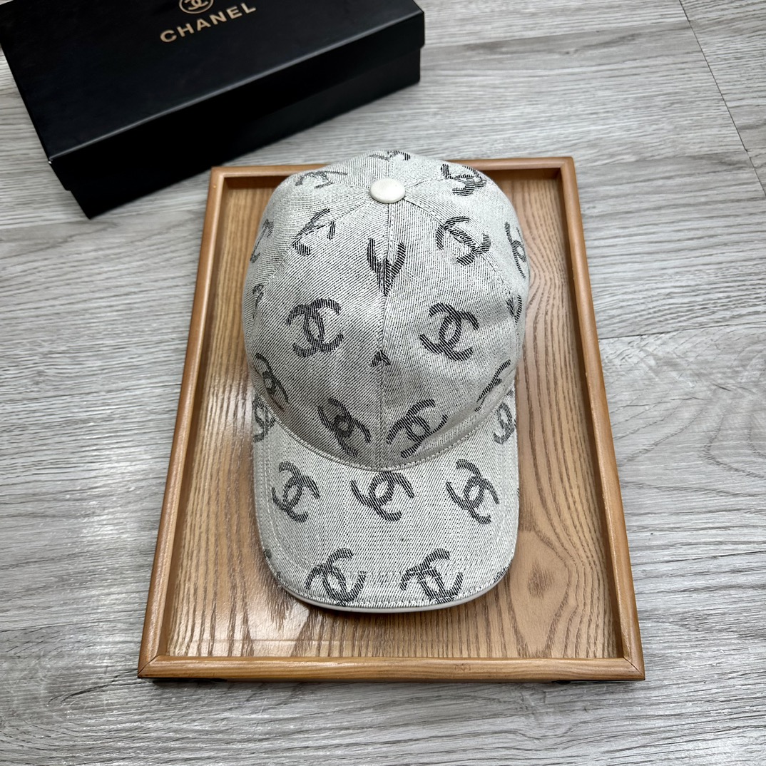 TOP CHANEL Baseball Cap - Gray