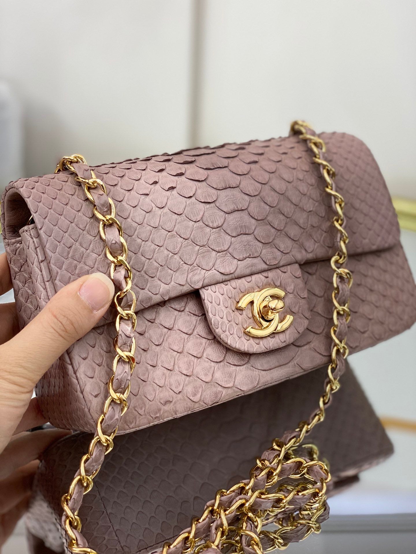 TOP CHANEL Classic Flap Bag Python Mini 20cm  - Dusty Pink