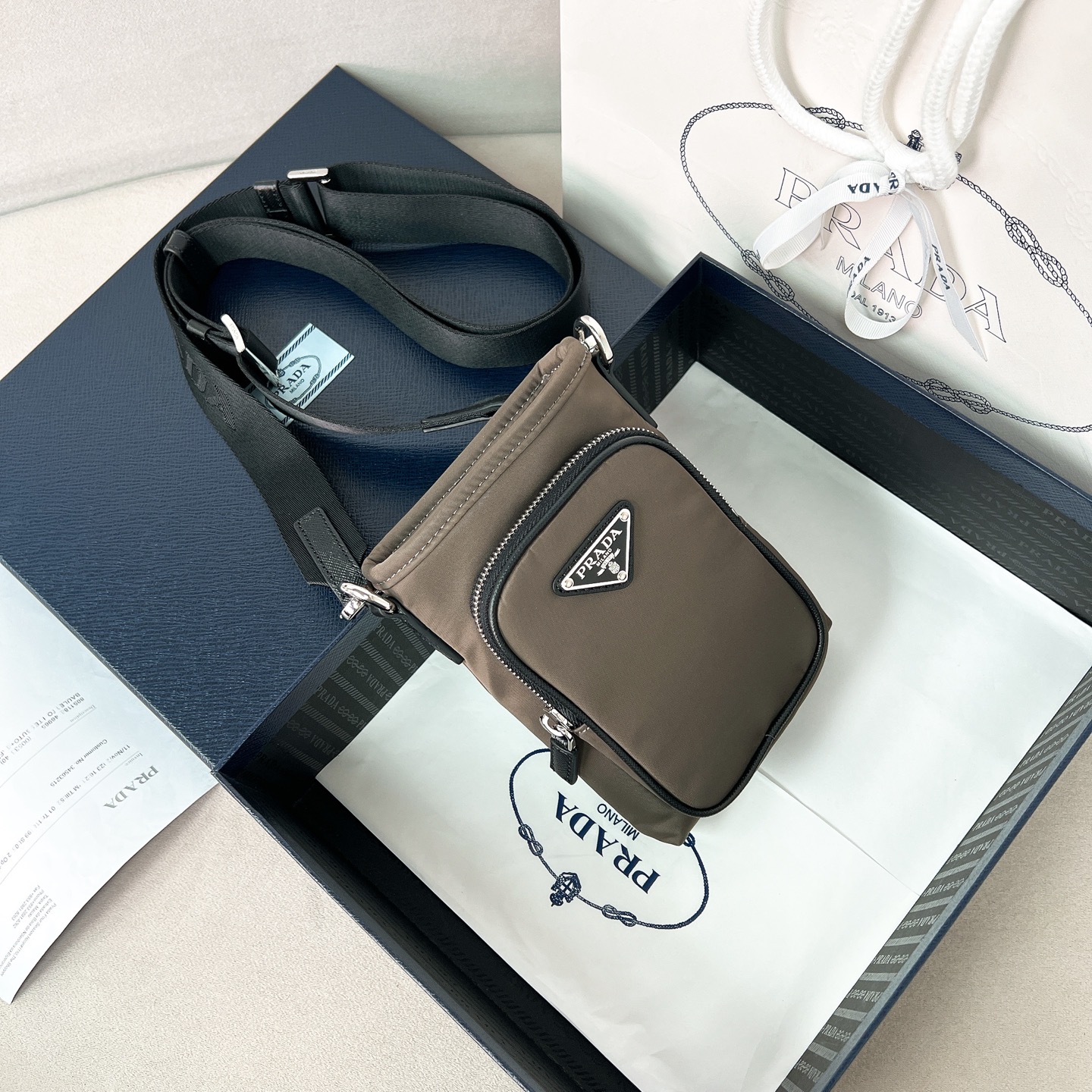 TOP PRADA Mobile Phone Bag Re-Nylon 13x18cm - Gray