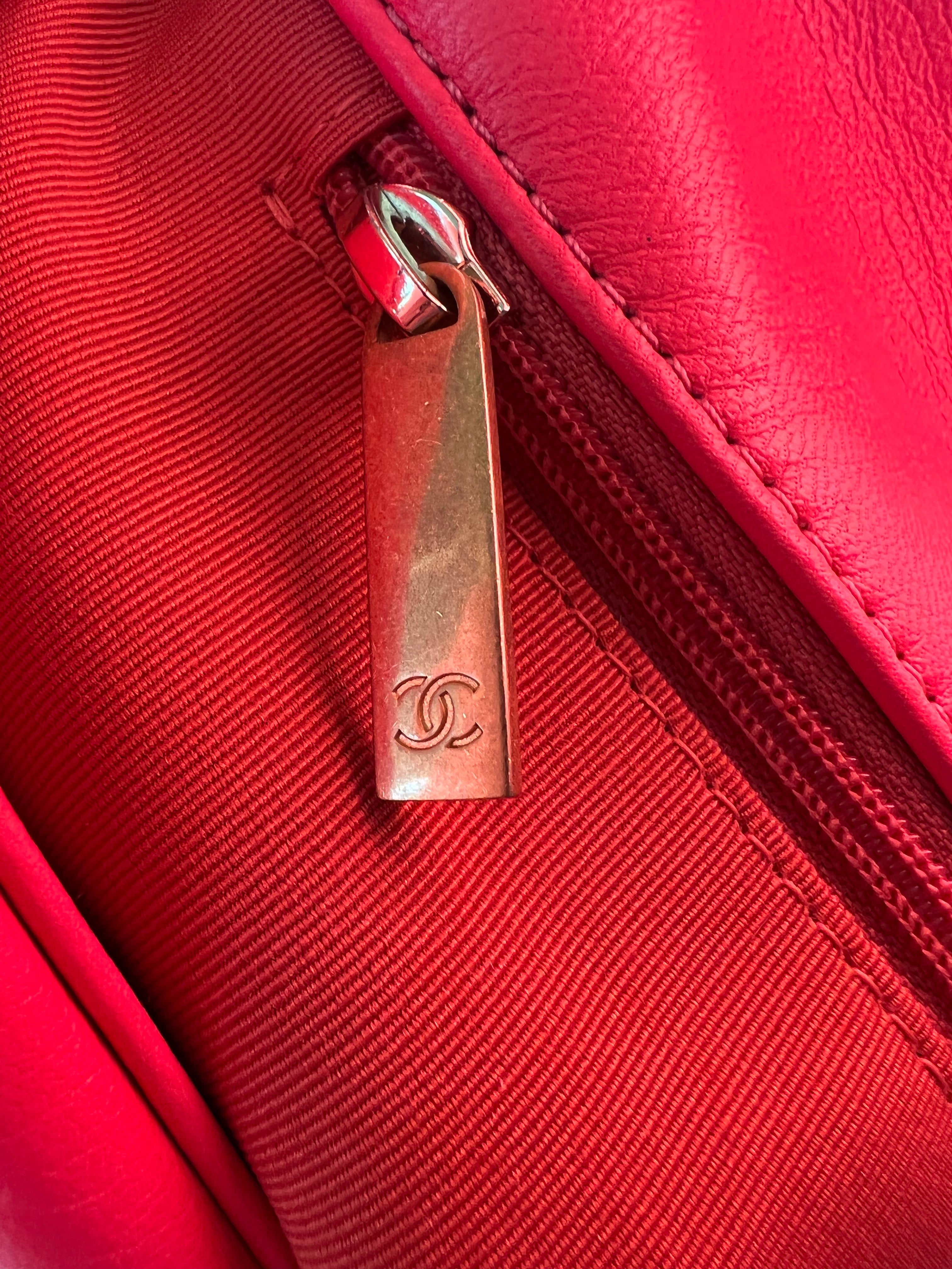TOP CHANEL19 Bag Small 26cm - Hot Pink